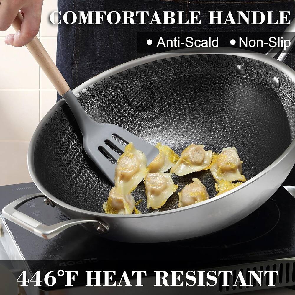 COMFORTABLE HANDLE  
• Anti-Scald • Non-Slip  

446°F HEAT RESISTANT