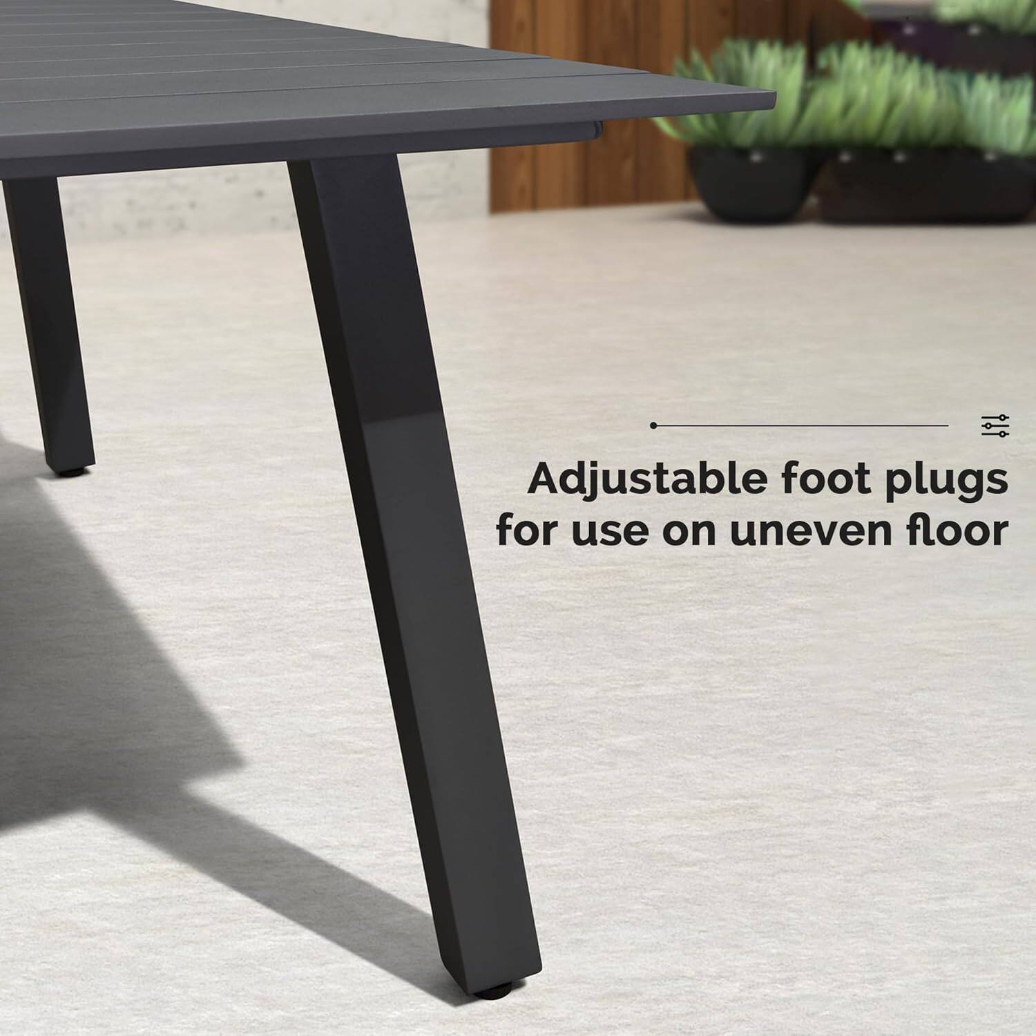 Adjustable foot plugs for use on uneven floor