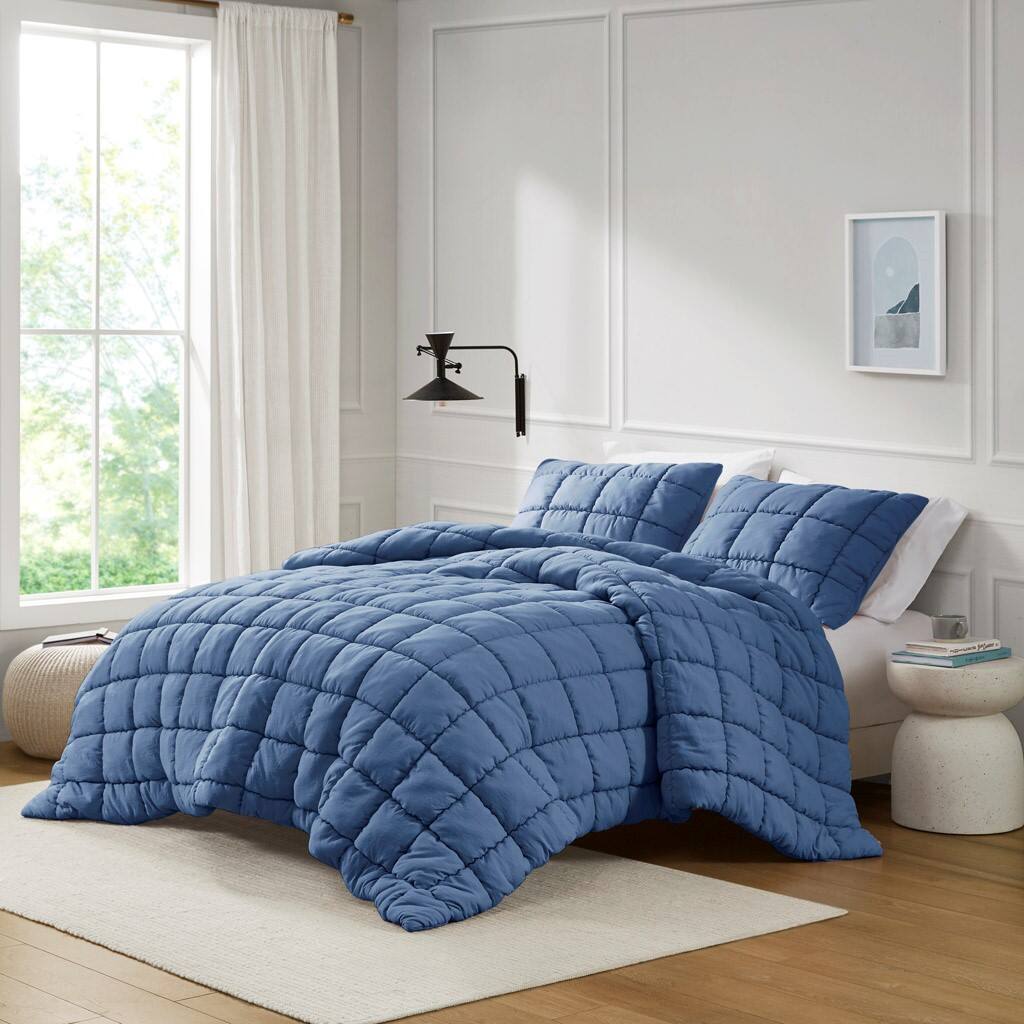 Alt View 3. Gracie Mills - Gracie Mills 3-PC Wonderland Comforter Mini Set - Navy.
