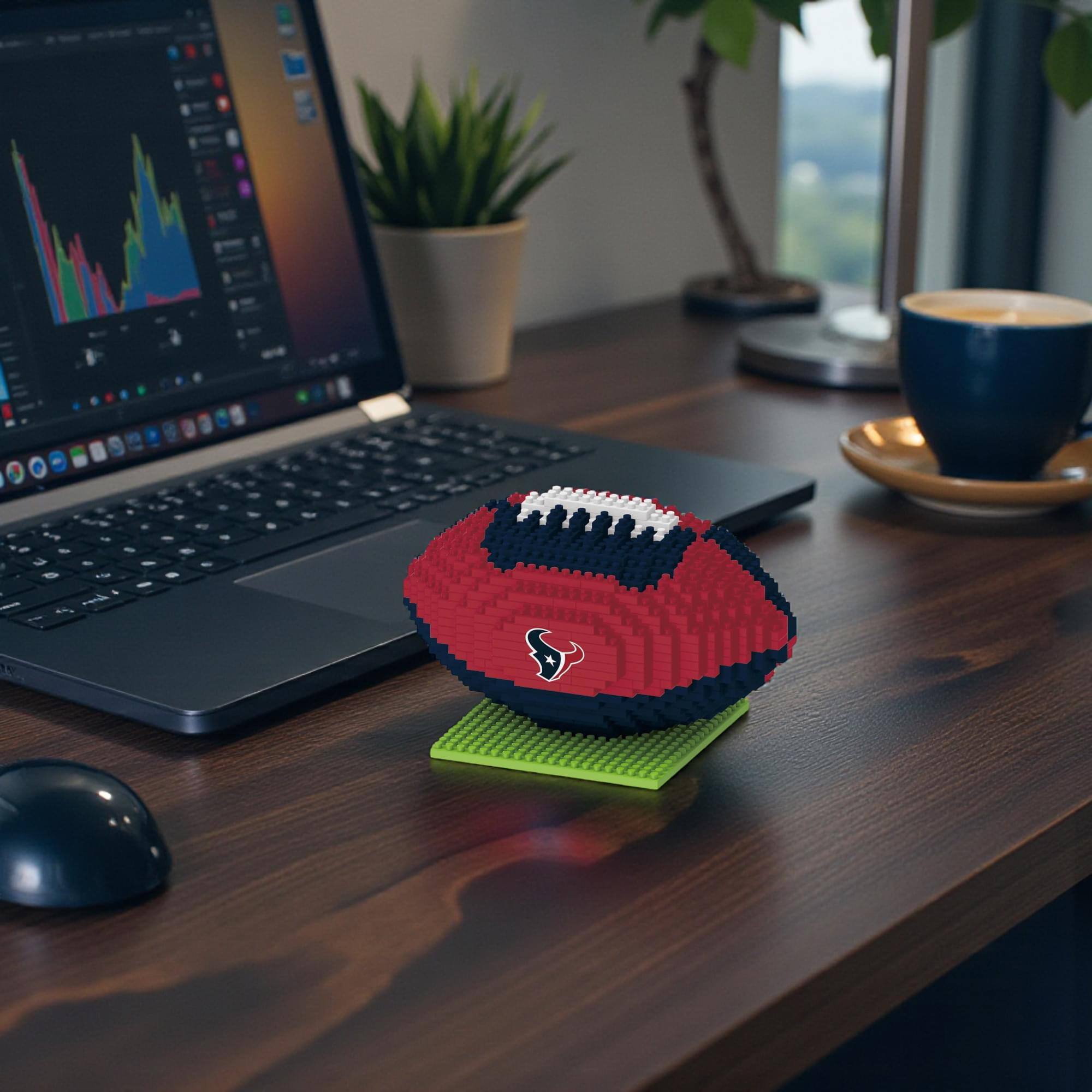 Alt View 3. Forever Collectibles - Houston Texans NFL BRXLZ Football 704-Piece Building Block Set - Red.