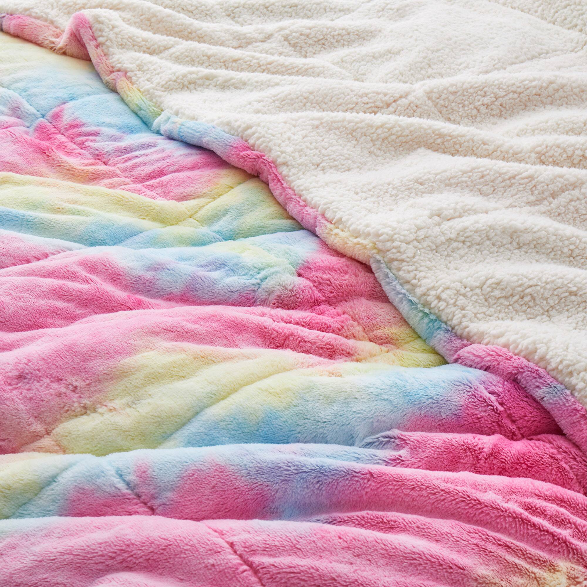 Left. Peace Nest - Peace Nest Sherpa Fluffy Faux Fur Comforter Set Plush Reversible Bedding Set - Colorful.