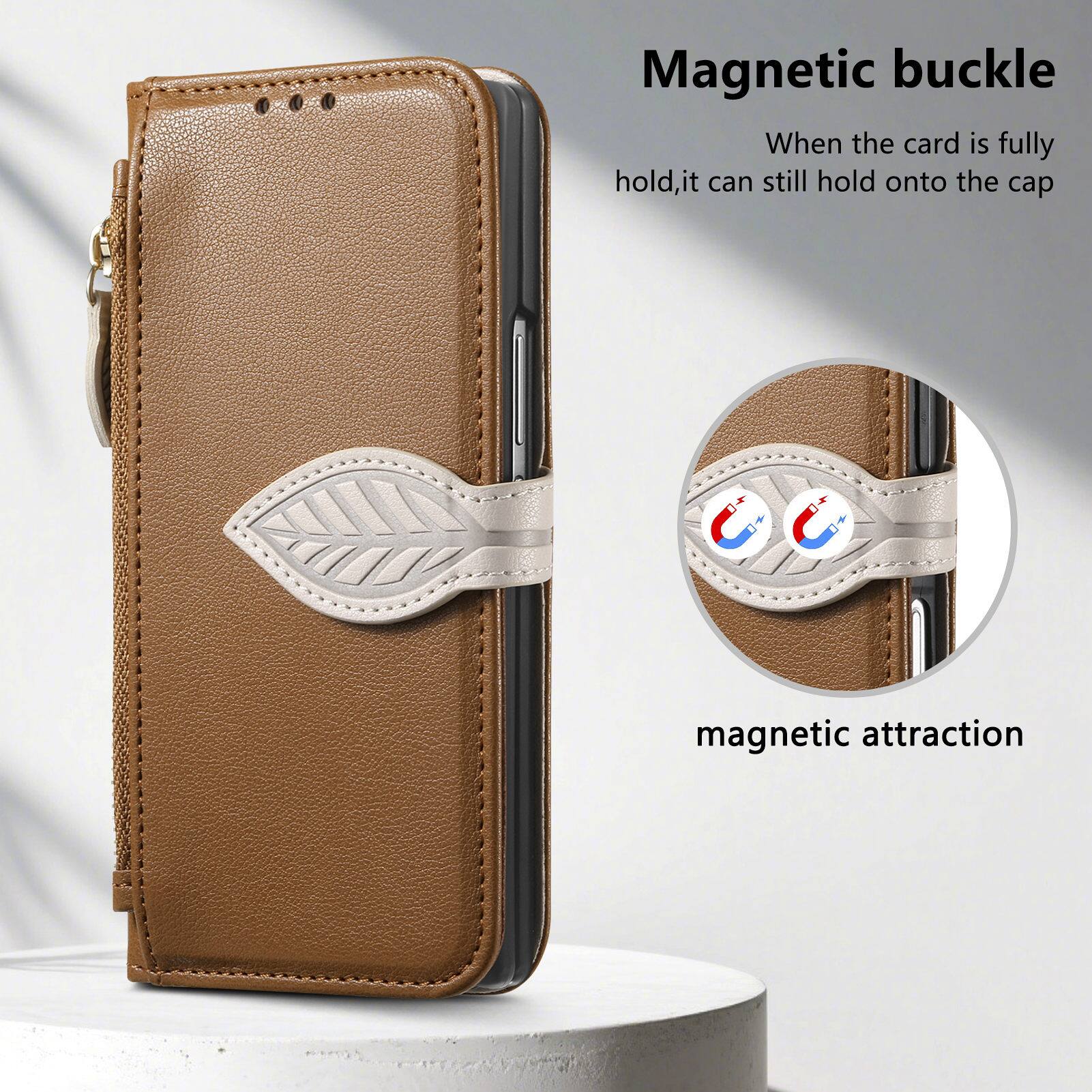 Magnetic buckle  
When the card is fully hold, it can still hold onto the cap  
magnetic attraction