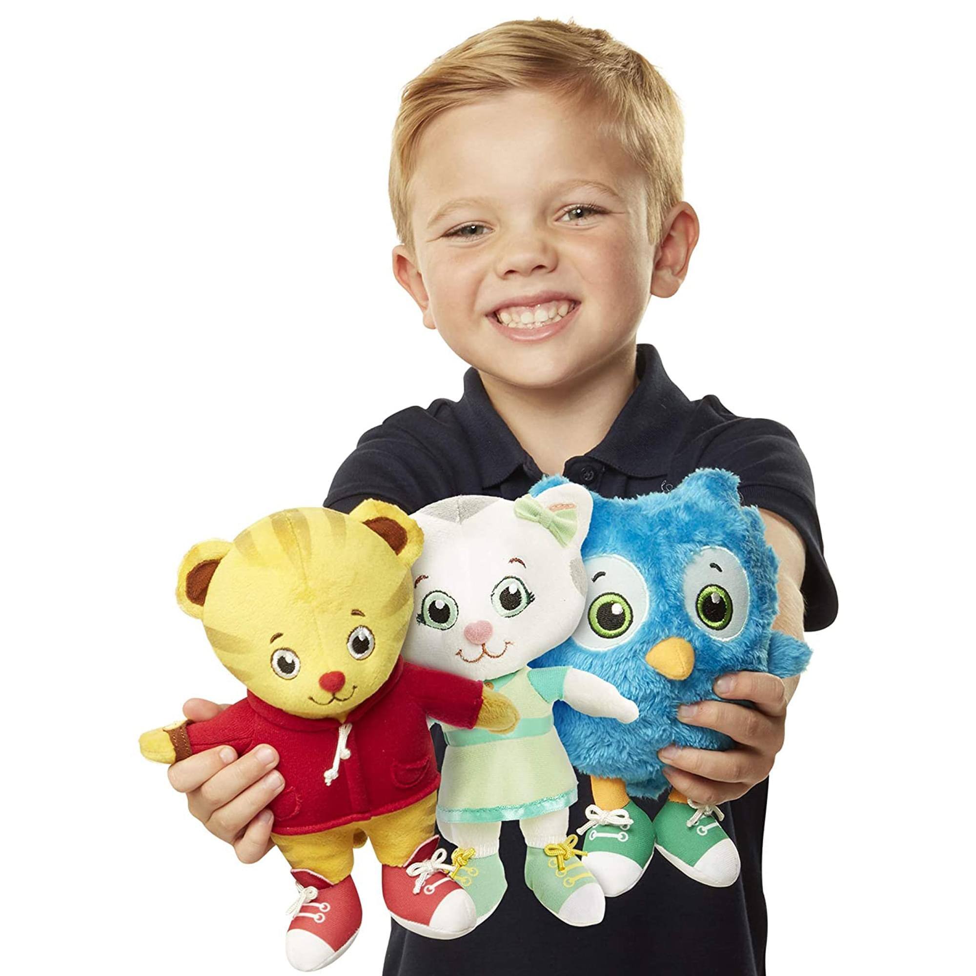 Alt View 3. Jakks Pacific - Daniel Tiger's Neighborhood Daniel Tiger 7-Inch Plush - Red.