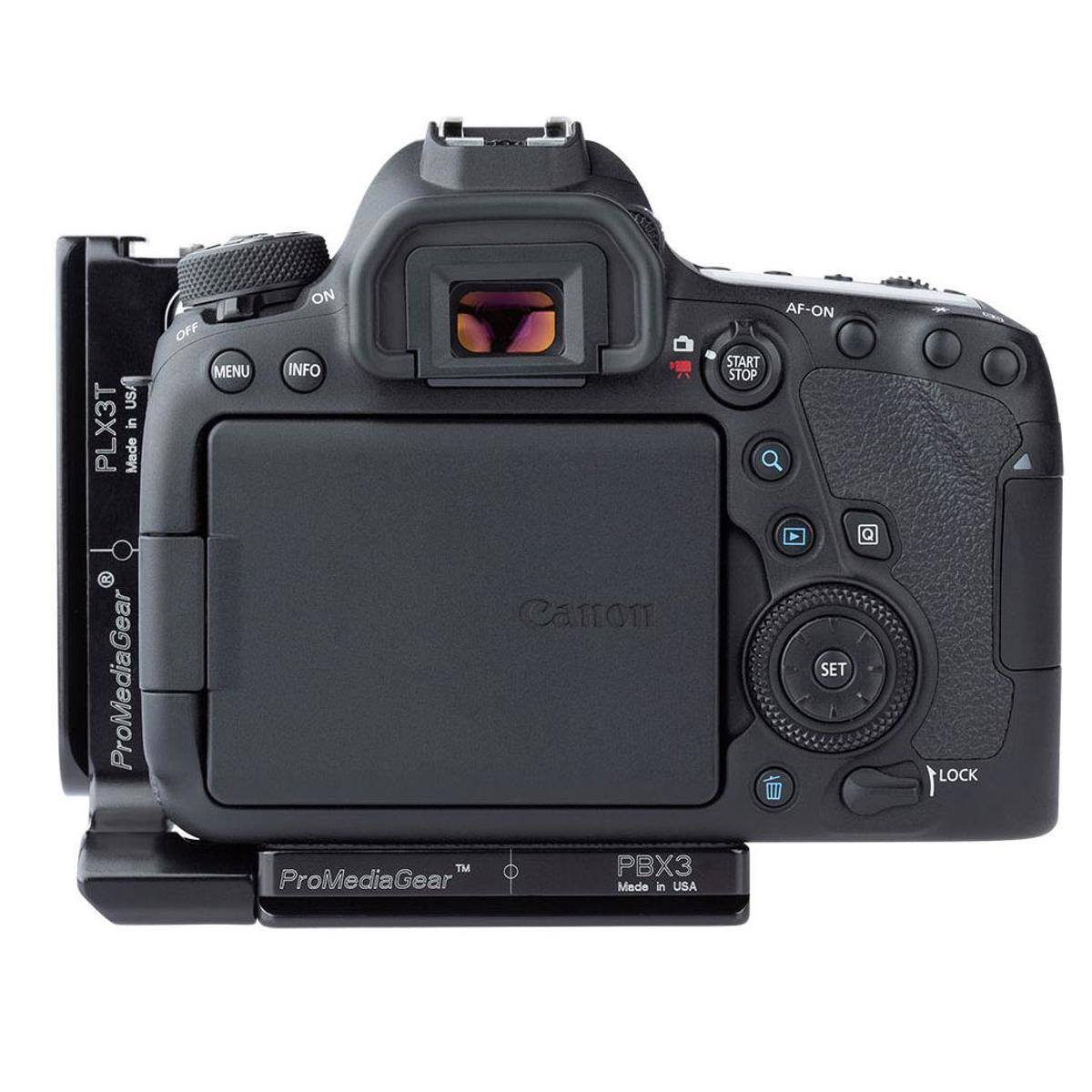 USA PLX3T  
Made in USA  
ProMediaGear  
ON OFF MENU INFO  
Canon  
ProMediaGear  
PBX3  
Made in USA  
AF-ON START STOP SET LOCK
