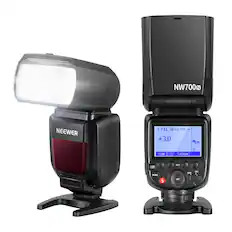 NW700N
NEEWER
i-TTL
M
Zoom 200 mm
+3.0
AF
TCM
ZOOM
RST
MODE
4
SET
OFF
ON
LOCK