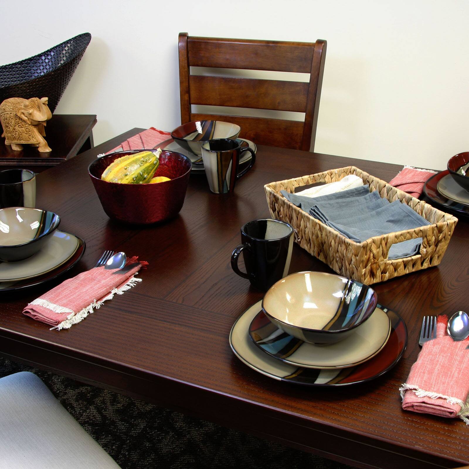 Alt View 4. Gibson - Gibson Elite Althea 16-Piece Stoneware Dinnerware Set, Red - Red.