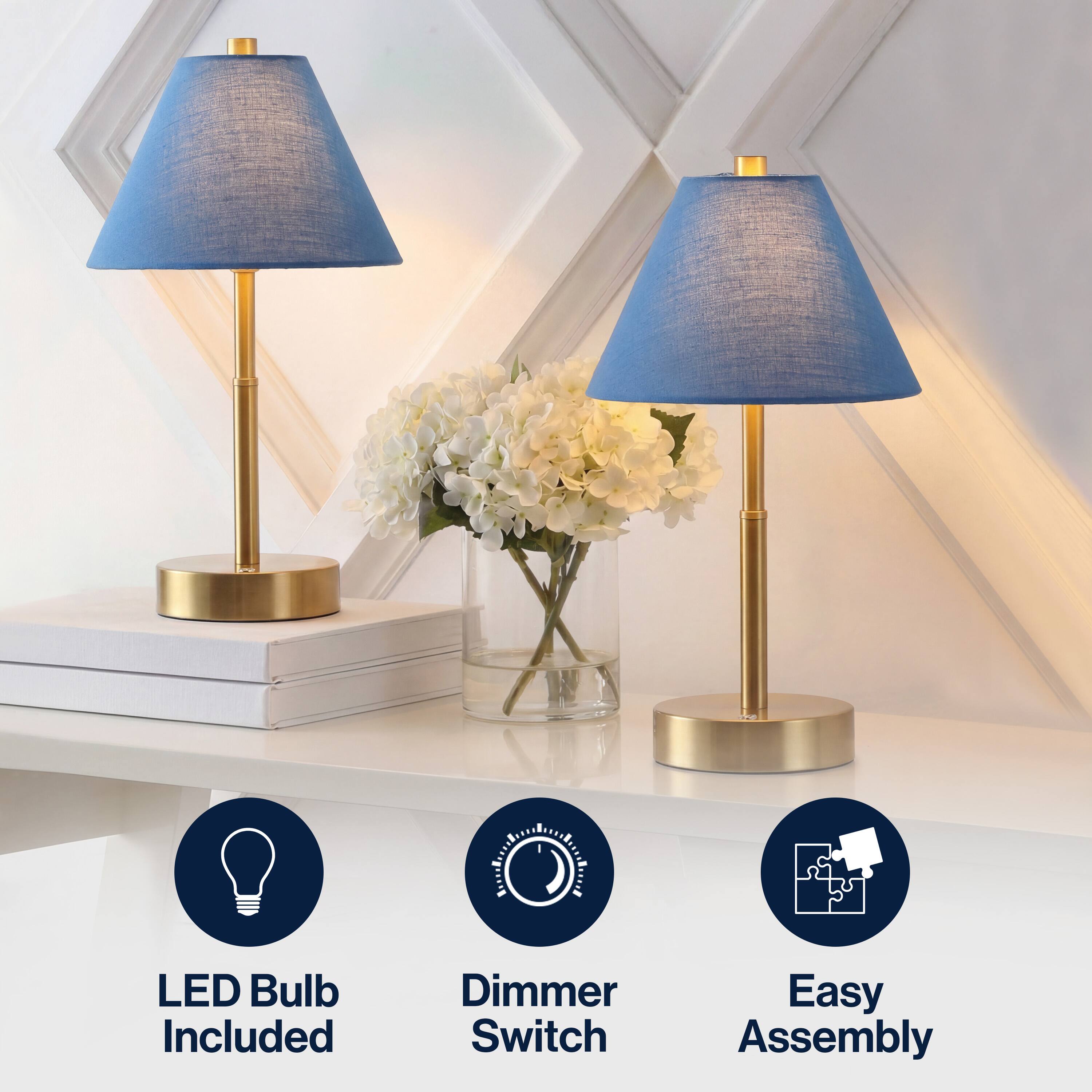 LED Bulb Included  
Dimmer Switch  
Easy Assembly