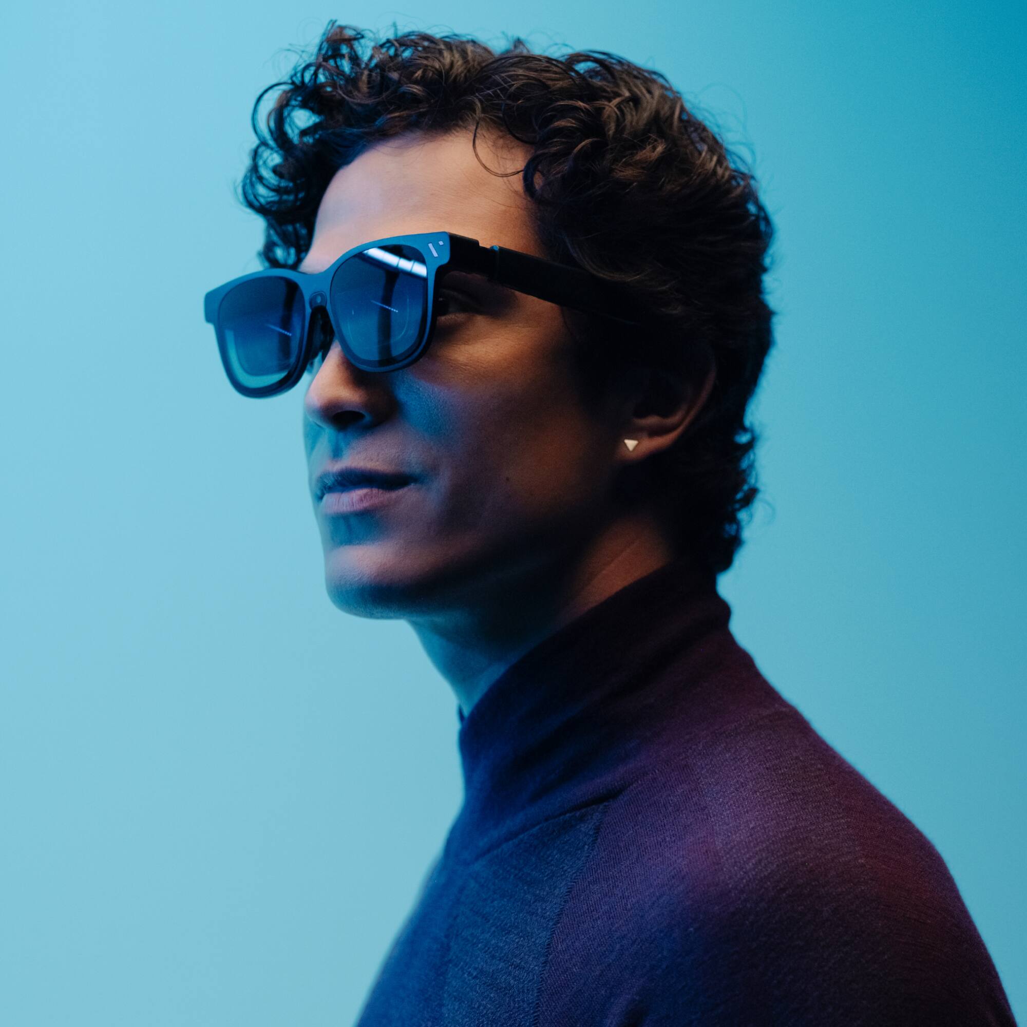 Alt View 22. VITURE - Beast XR/AR Glasses: Biggest & Brightest, 58° 1200p Built-in 3DoF, 9-Level Dimming, HARMAN Audio, Regular - Black.