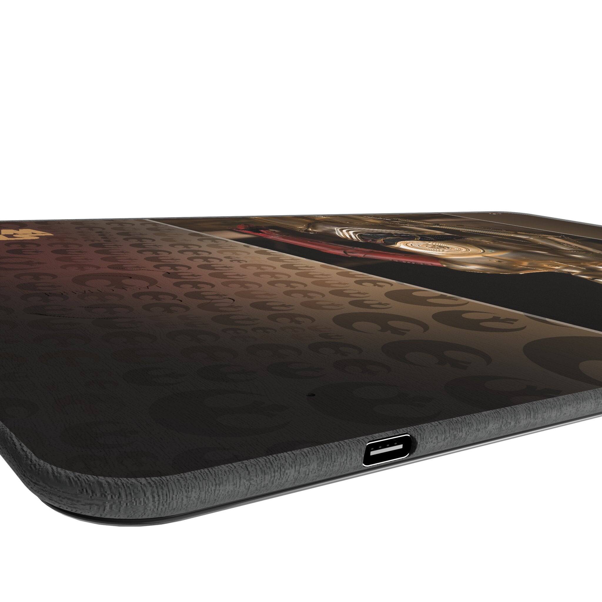 Left. Keyscaper - Star Wars: A New Hope Portrait 15-Watt Wireless Charger and Mouse Pad - C-3PO.