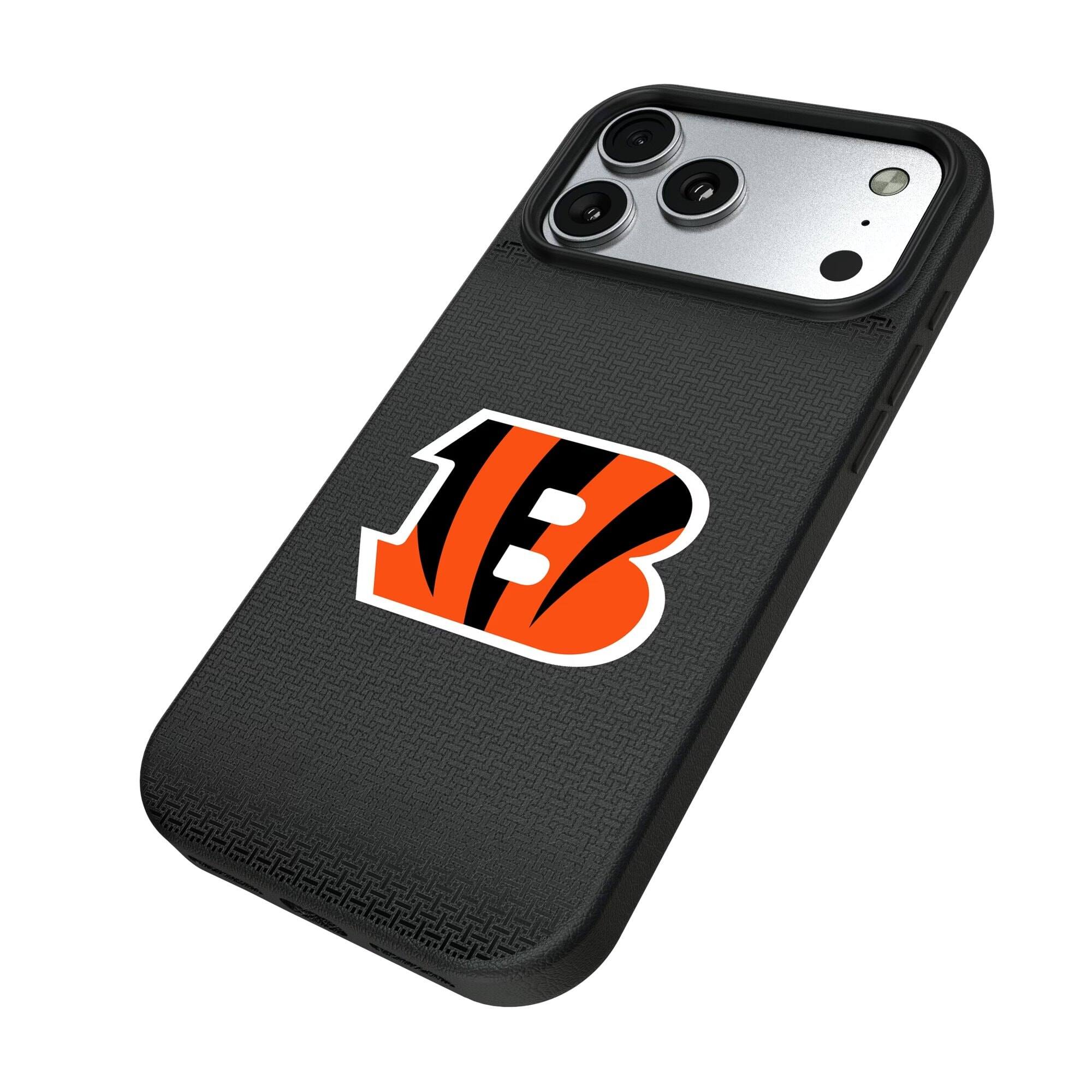 Alt View 1. Keyscaper - Cincinnati Bengals Linen Logo iPhone Magnetic Bump Case - 15 - Black.