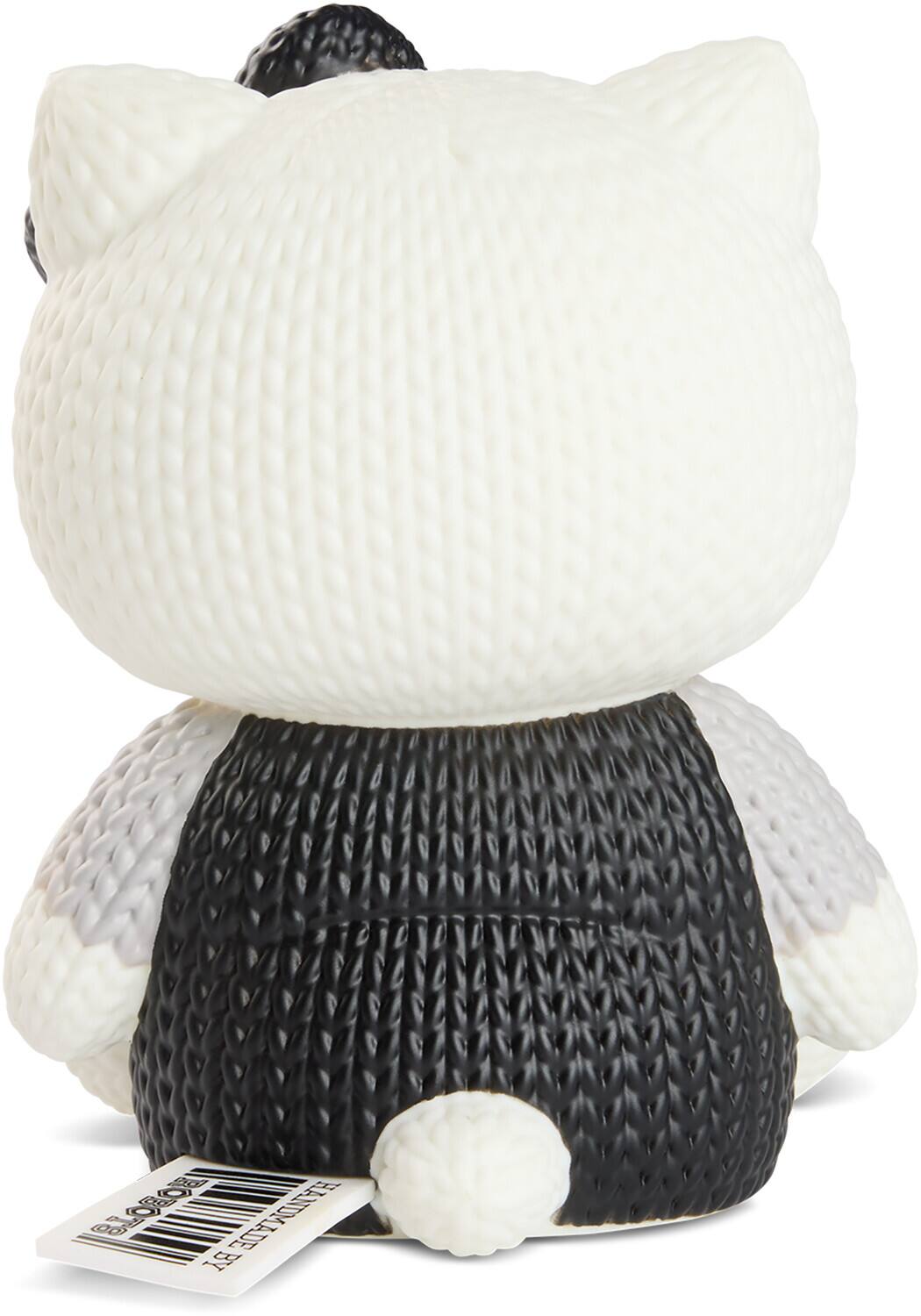 B10801  
HANDMADE BY