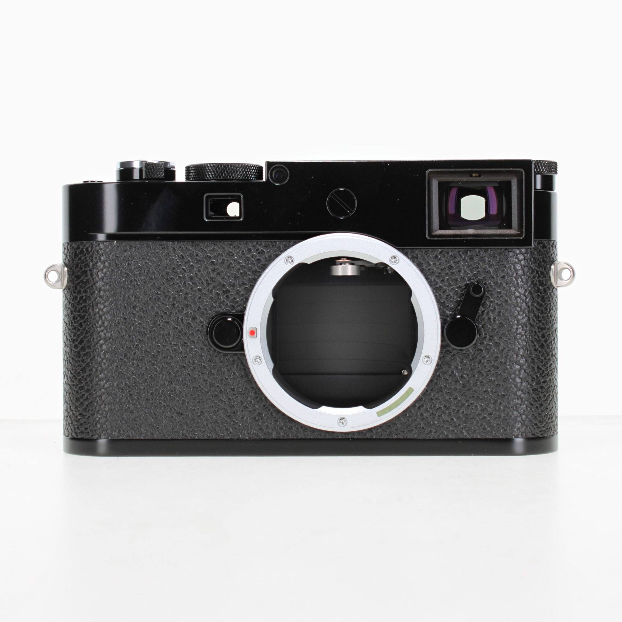 Alt View 4. Leica - Leica M11 Rangefinder Camera (Glossy Black) - Black.