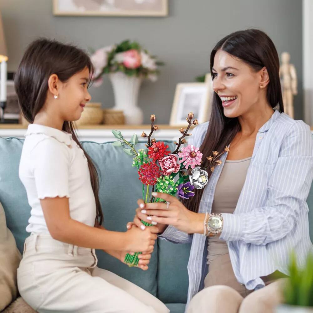 Alt View 7. Contixo - Contixo Spring Bouquet Collection Building Block Set.