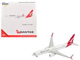Boeing 737-800 Commercial Aircraft "Qantas Airways" (VH-VZW) White with Red Tail 1/400 Model Airplane by GeminiJets