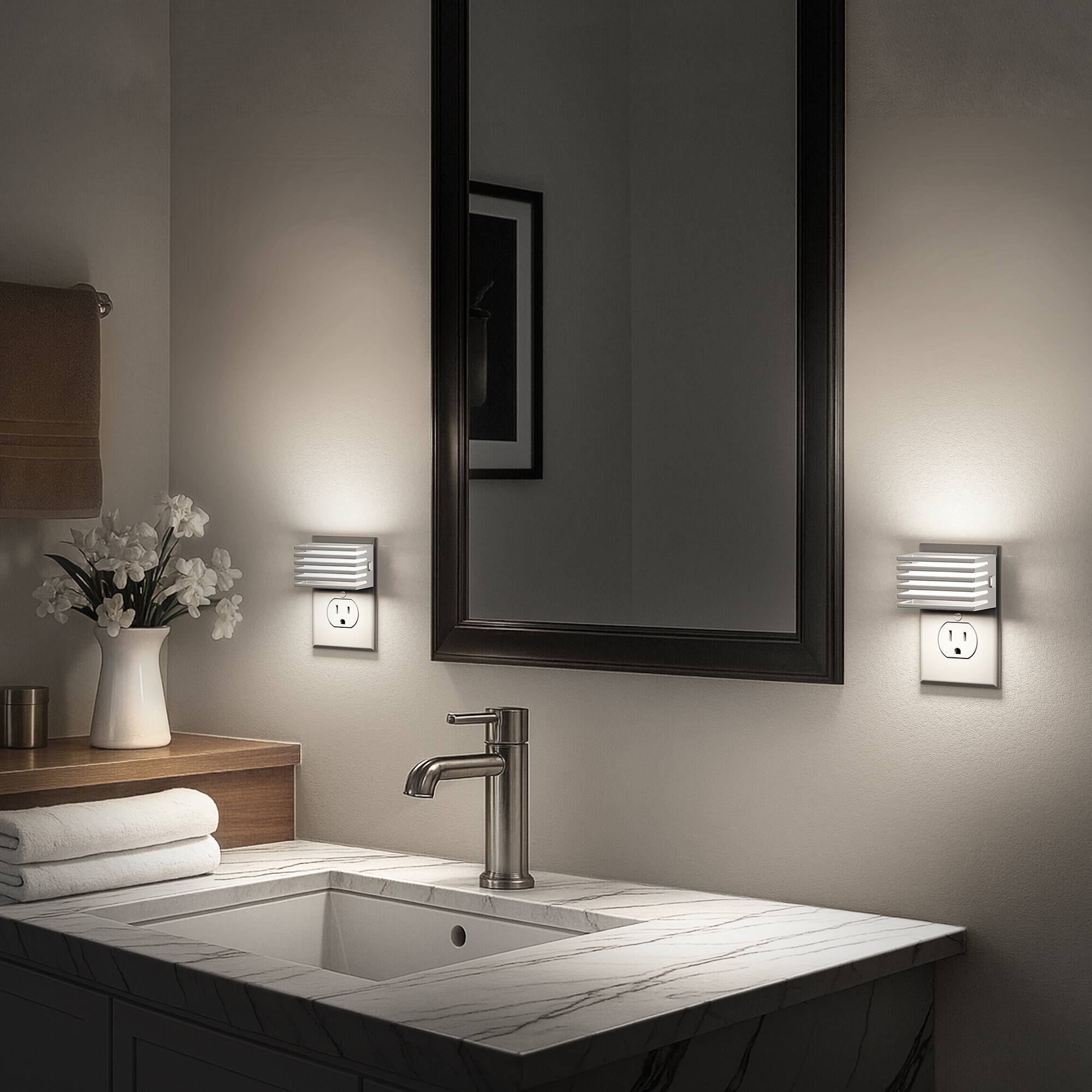 Back. Jandcase - JANDCASE 2-Pack 1W  Plug-in Night Light, 5000K Daylight White Up/Down Light, 3-Step Dimming, Color Memory, Dusk-to-Dawn - White.