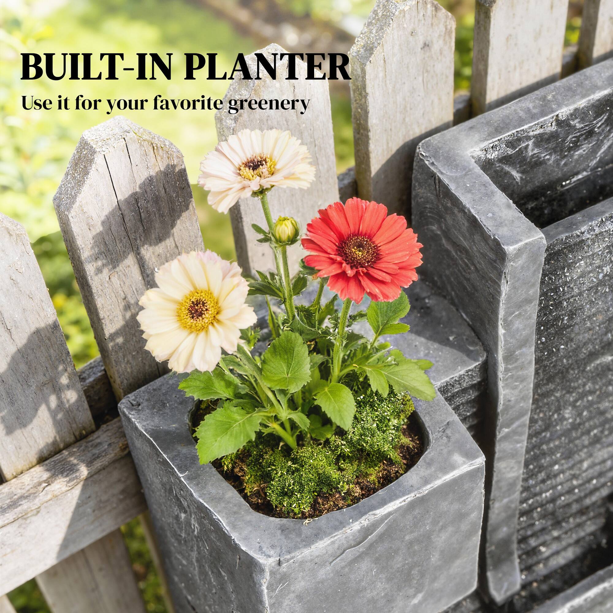 BUILT-IN PLANTER  
Use it for your favorite greenery