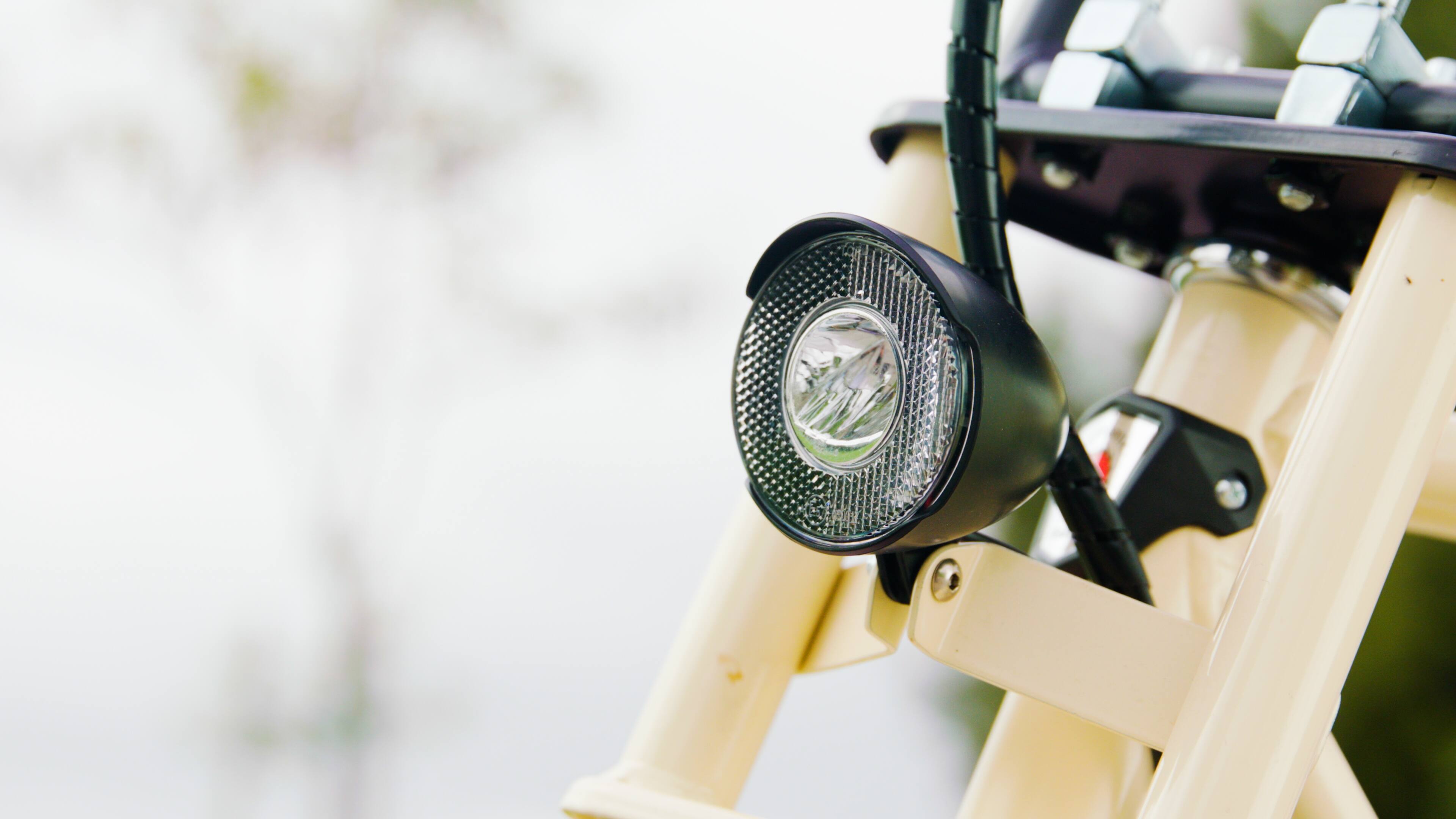 Alt View 17. Razor - Rambler 16 eBike w/ 11.5 Miles Max Operating Range and 15.5 mph Max Speed - Tan.