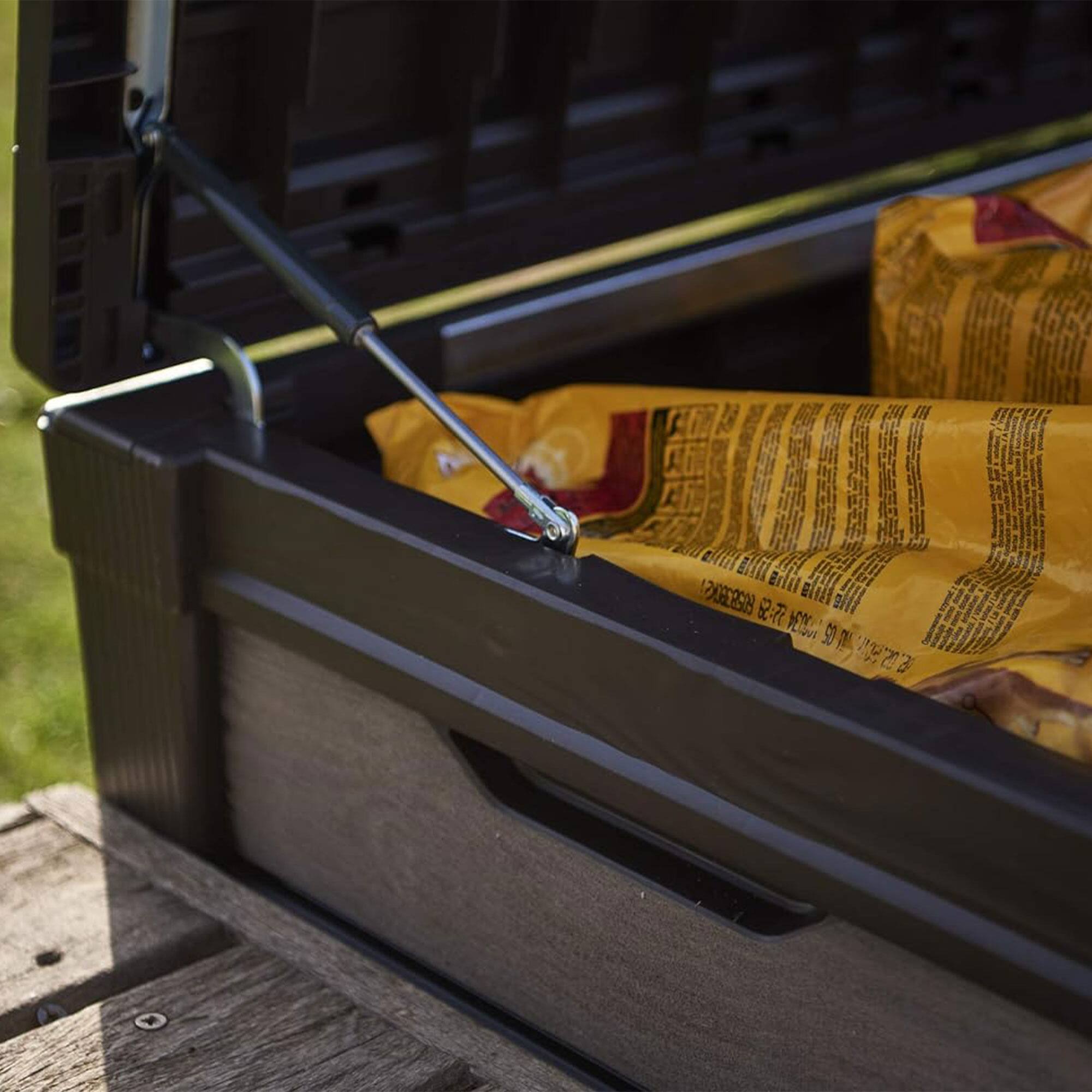 5 12,051898) dli UE IT :7 0 50 F IE 70 3