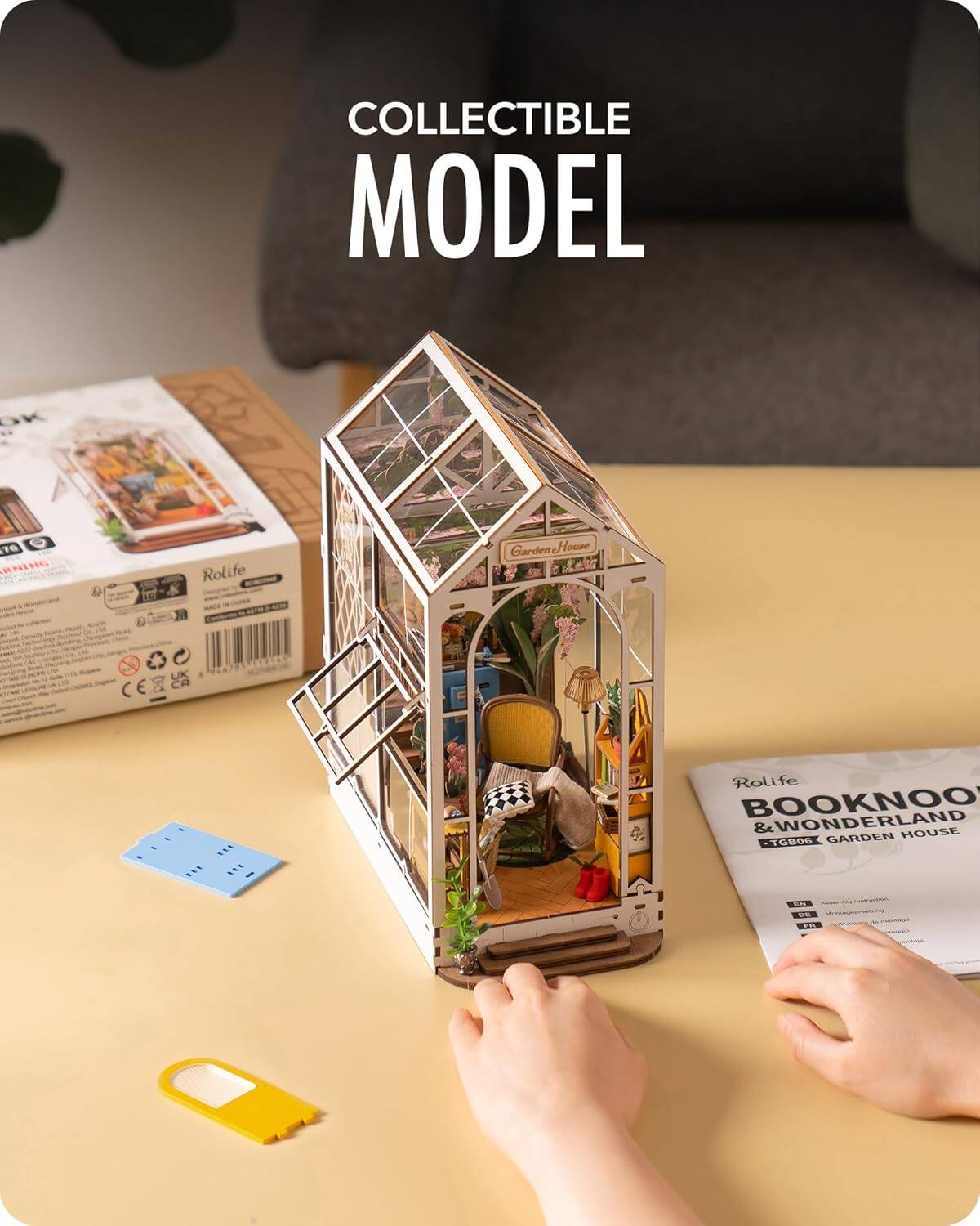 COLLECTIBLE MODEL  
Rolife Garden House  
BOOKNOO & WONDERLAND HOUSE  
TG806