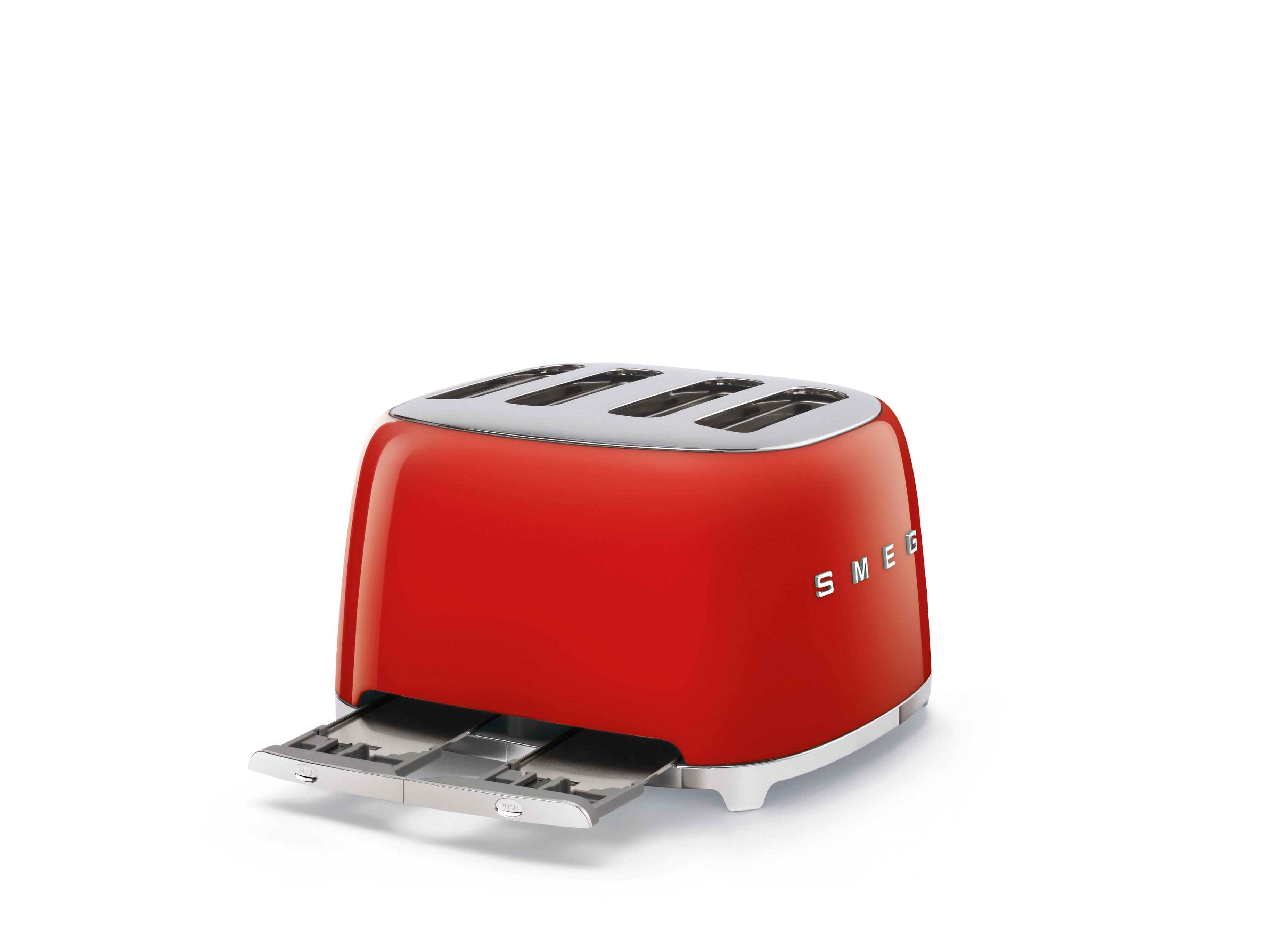 Angle. SMEG - SMEG TSF03 4-Slice Wide-Slot Toaster - Red.