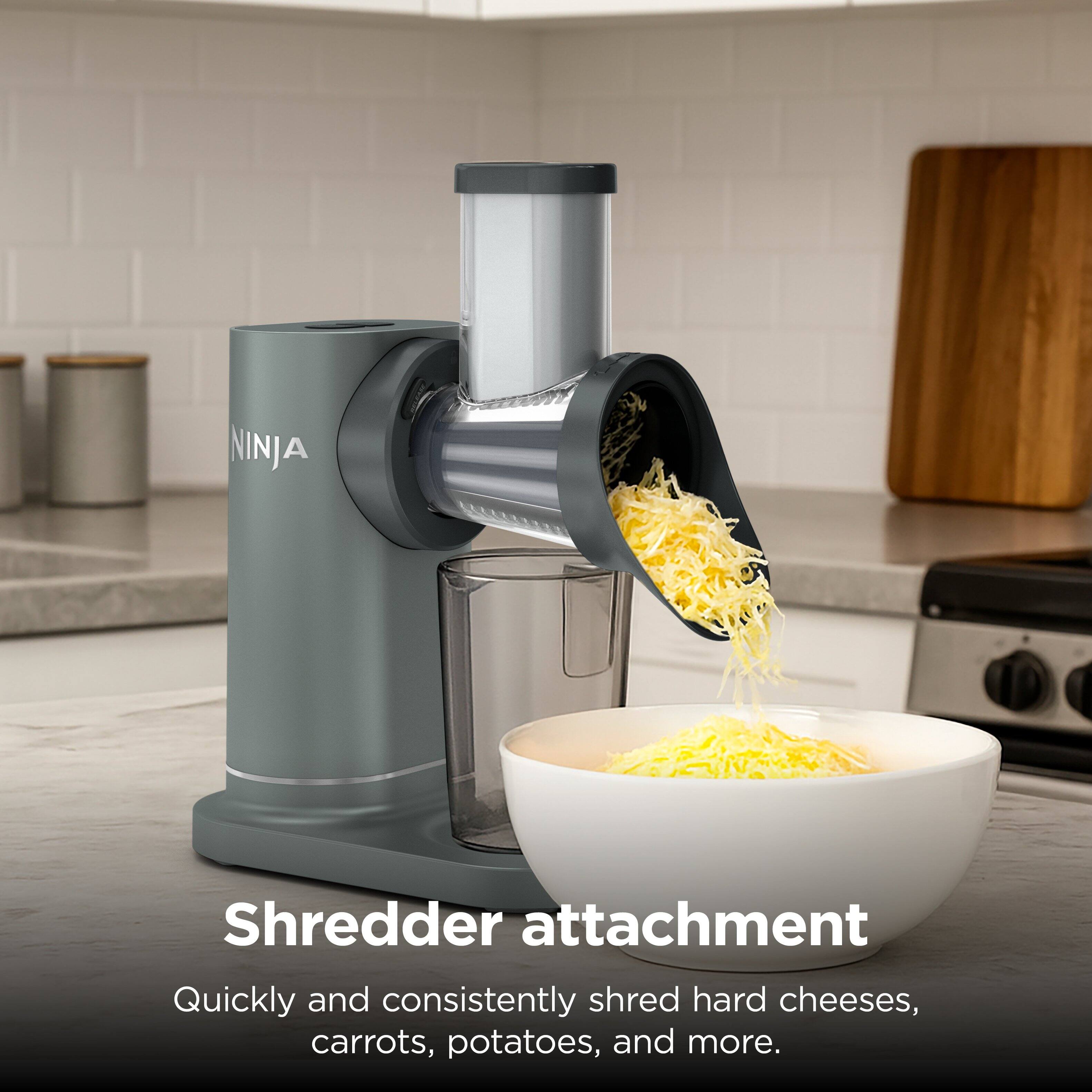 NINJA Shredder attachment

Quickly and consistently shred hard cheeses, carrots, potatoes, and more.