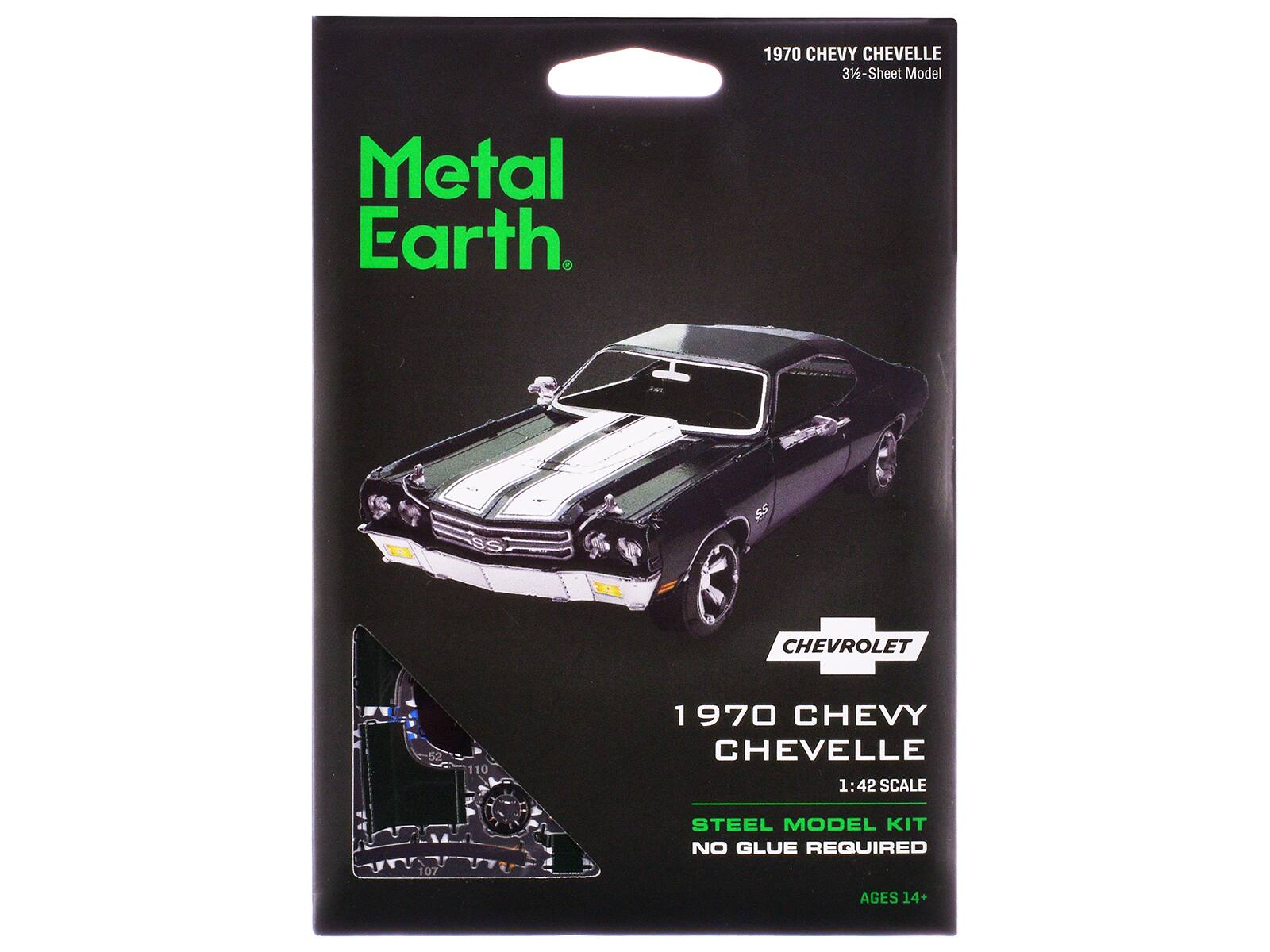 1970 CHEVY CHEVELLE 3/4-Sheet Model Metal Earth.  
1970 CHEVY CHEVELLE 1:42 SCALE  
STEEL MODEL KIT  
NO GLUE REQUIRED  
AGES 14+