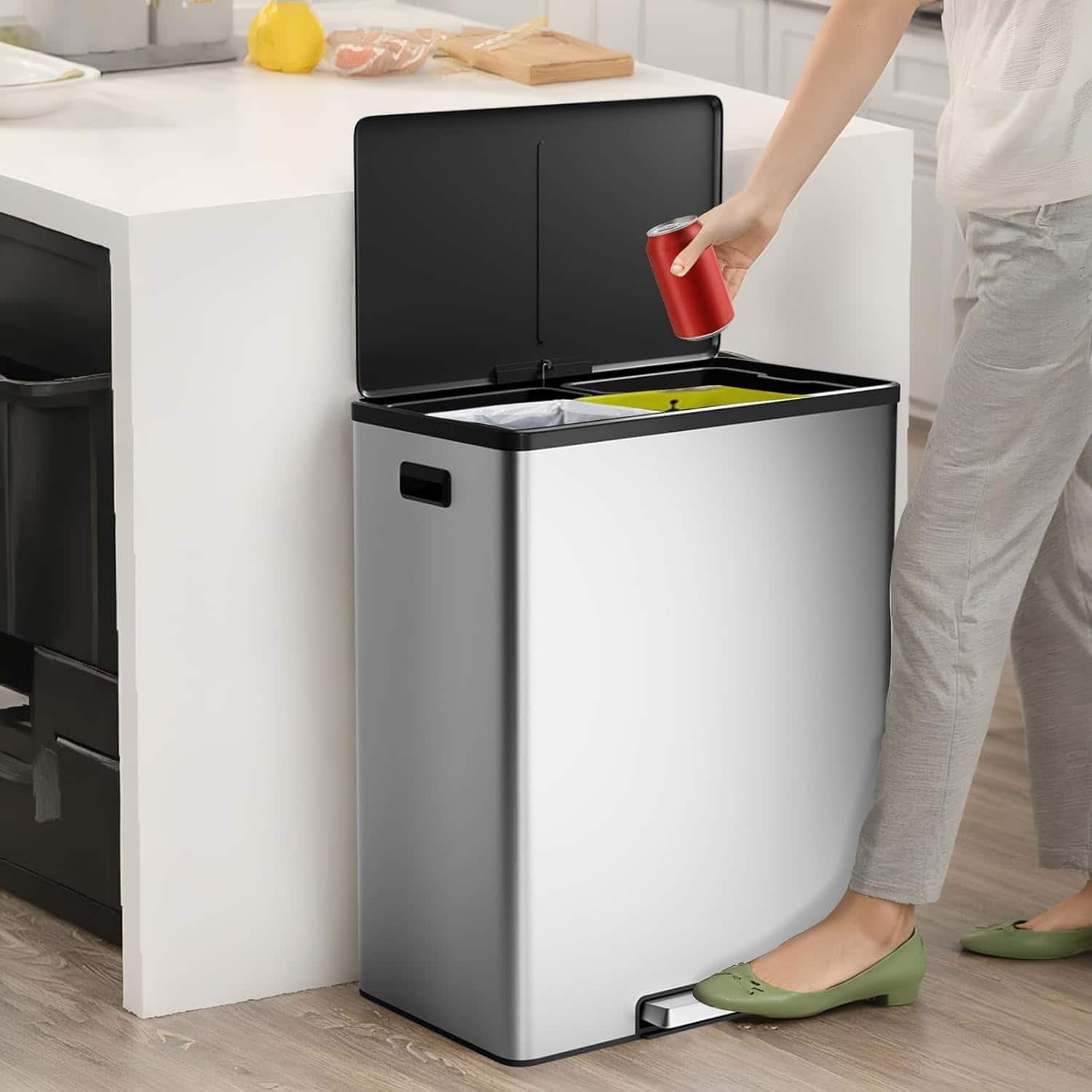 Qeetex - Kitchen Trash Can, 16 Gallon Dual Compartment Trash Bin, Stainless Steel Garbage Can with Foot Pedal,Silver