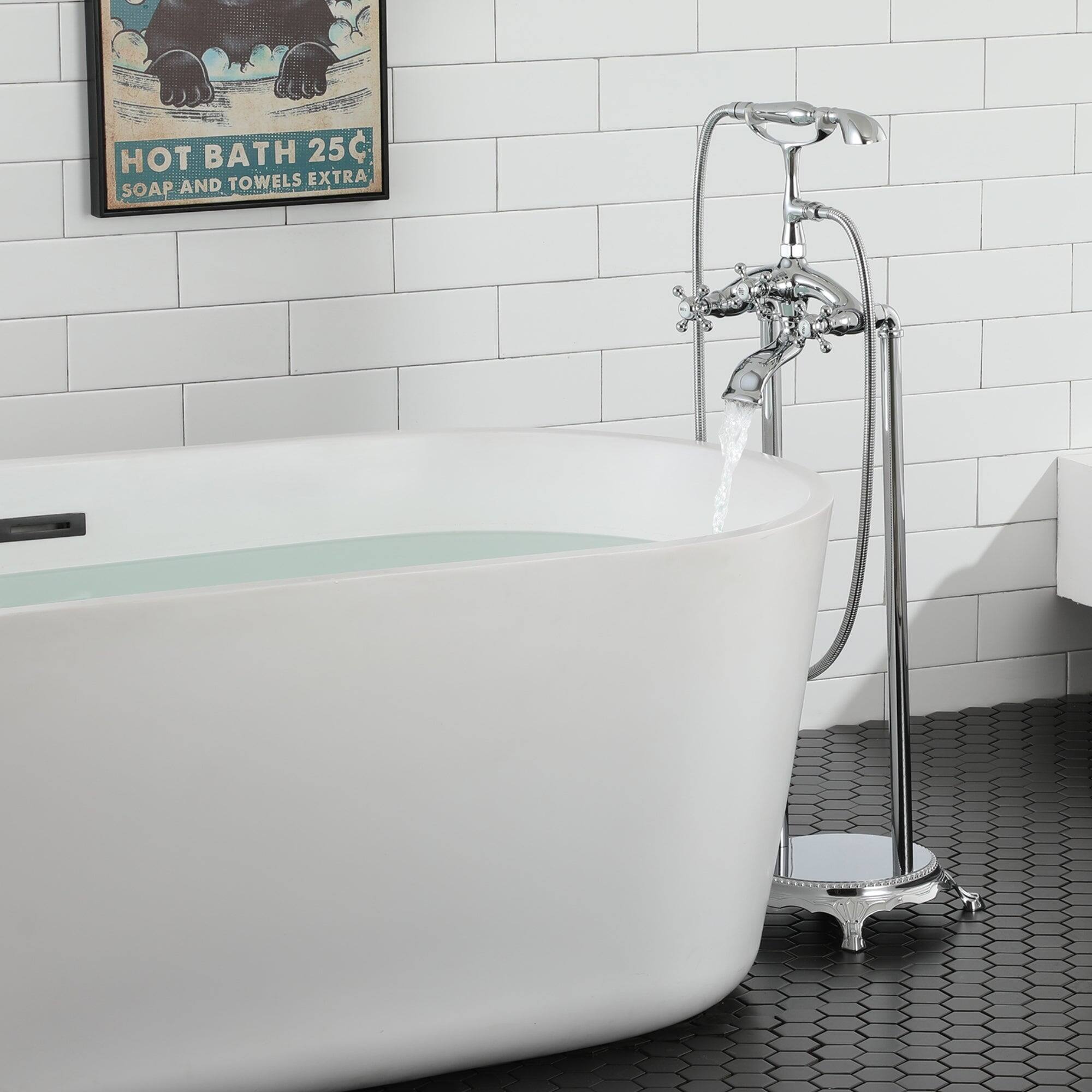 HOT BATH 25C SOAP AND TOWELS EXTRA