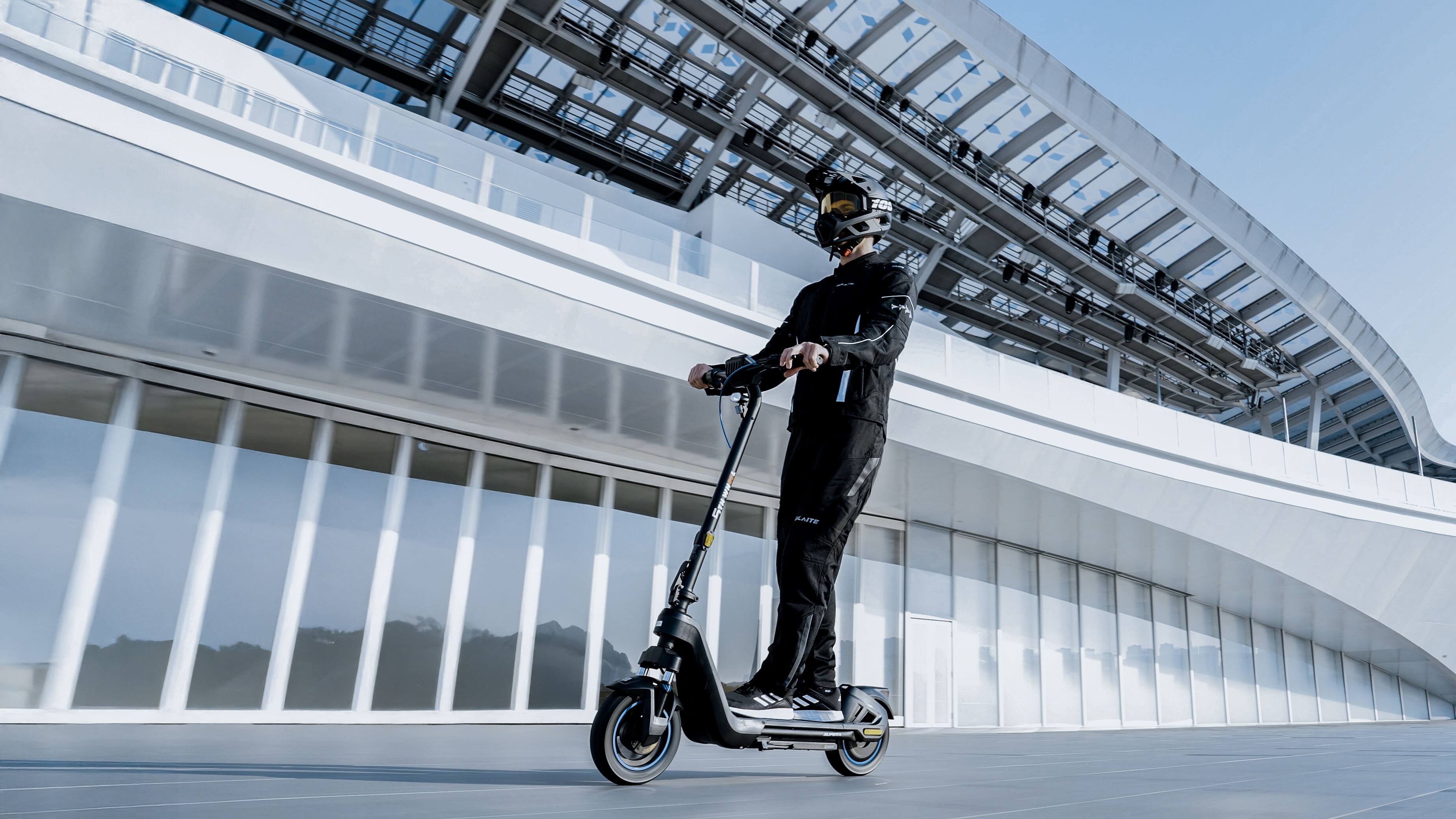 Alt View 8. 5th Wheel - SUPERX Foldable Electric Scooter w/ 25 mi Max Range and 20 mph Max Speed - Black.