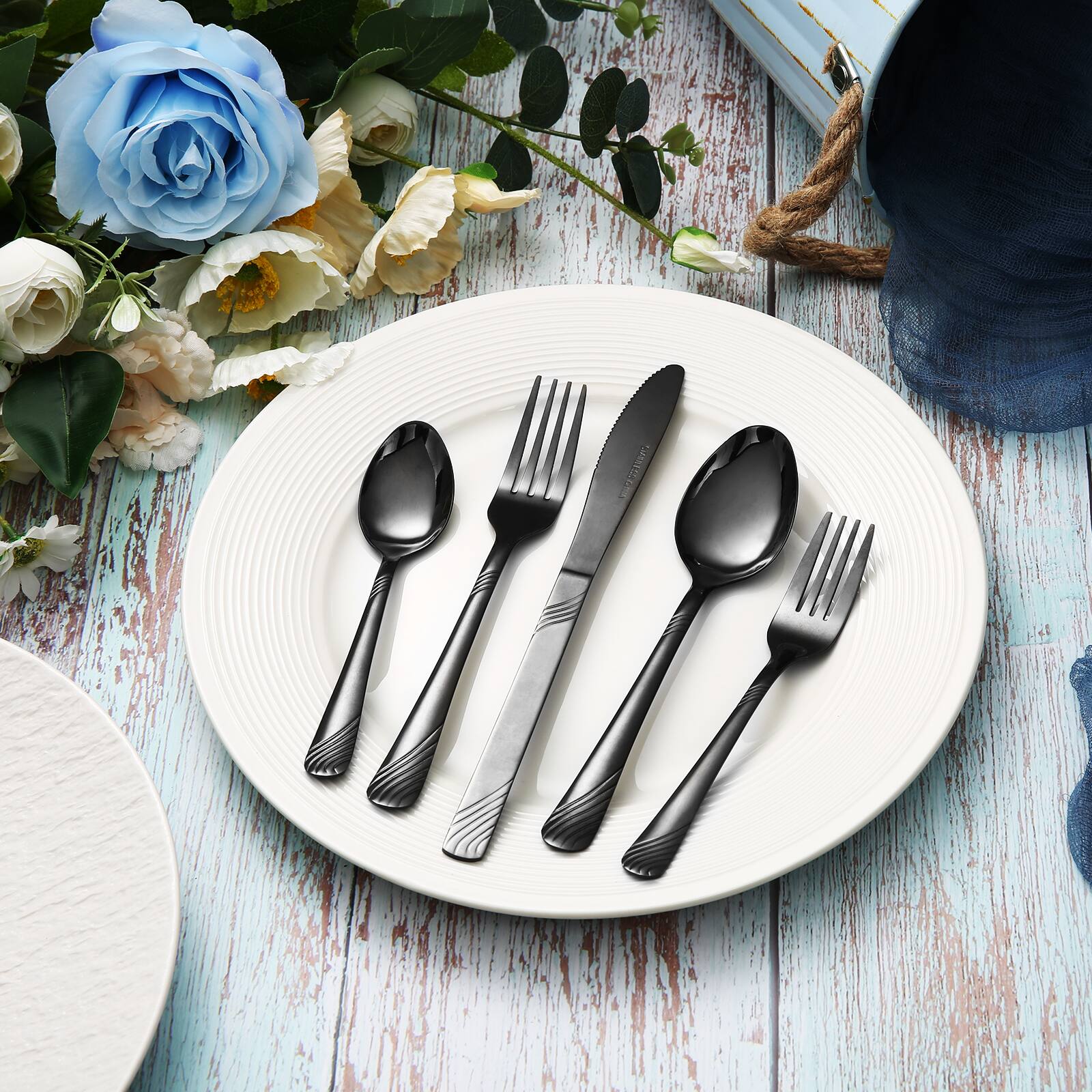 Alt View 1. KITCHENTREND - Kitchentrend 48 Pcs Cutlery Set For 8 Stainless Steel Knife Fork Spoon Tableware Flatware Set Kitchen Dinnerware Gift - Black.