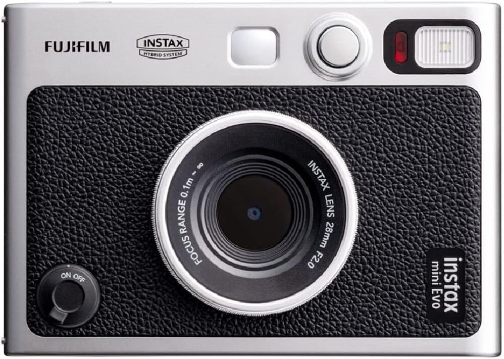 FUJIFILM INSTAX HYBRID SYSTEM  
ON OFF  
8 2 1m 0.  
RANGE FOCUS  
INSTAX LENS 28mm F2.0  
mini instax Evo