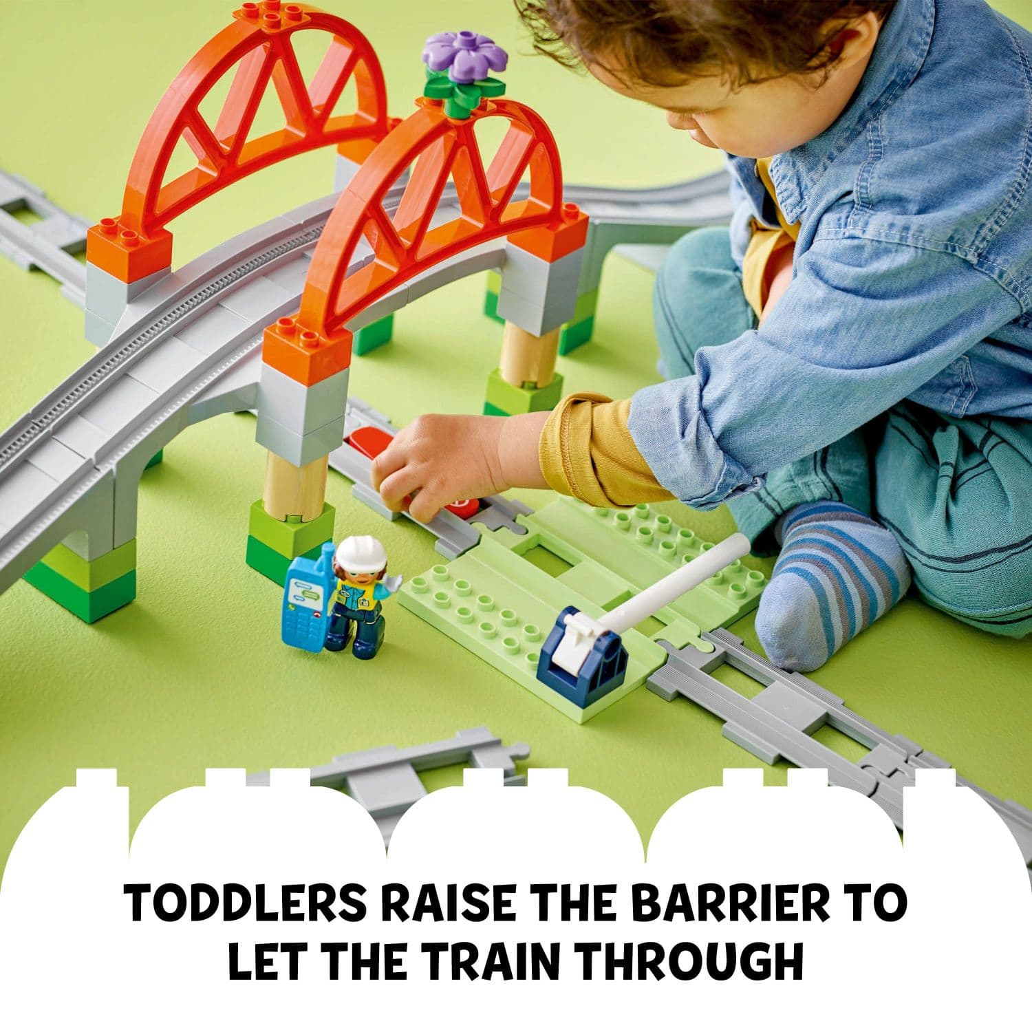 1. Toddlers raise the barrier to let the train through.