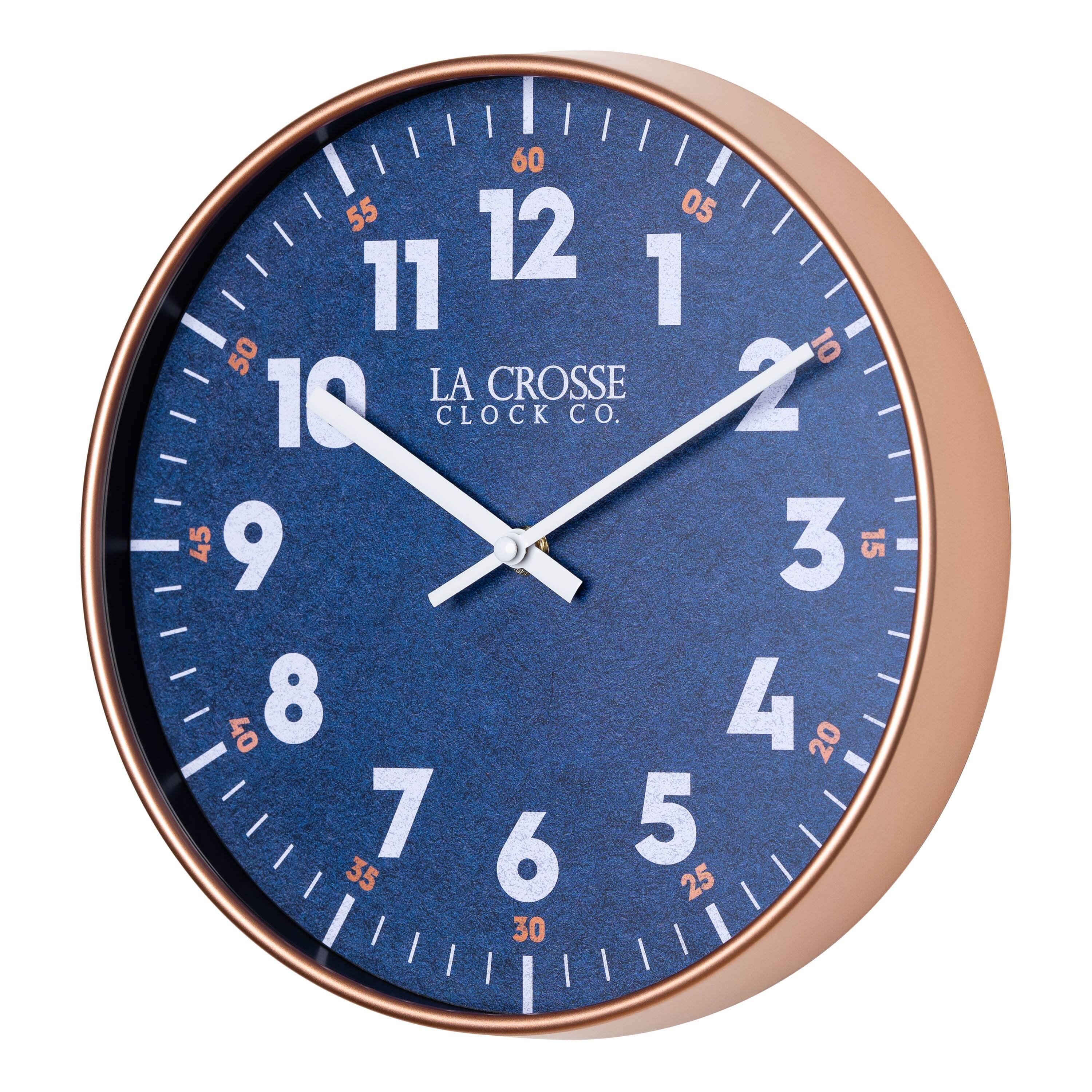 60 55 05 12 1 11 50 10 LA CROSSE CLOCK CO. 45 9 3 15 40 8 4 20 7 6 5 35 25 30