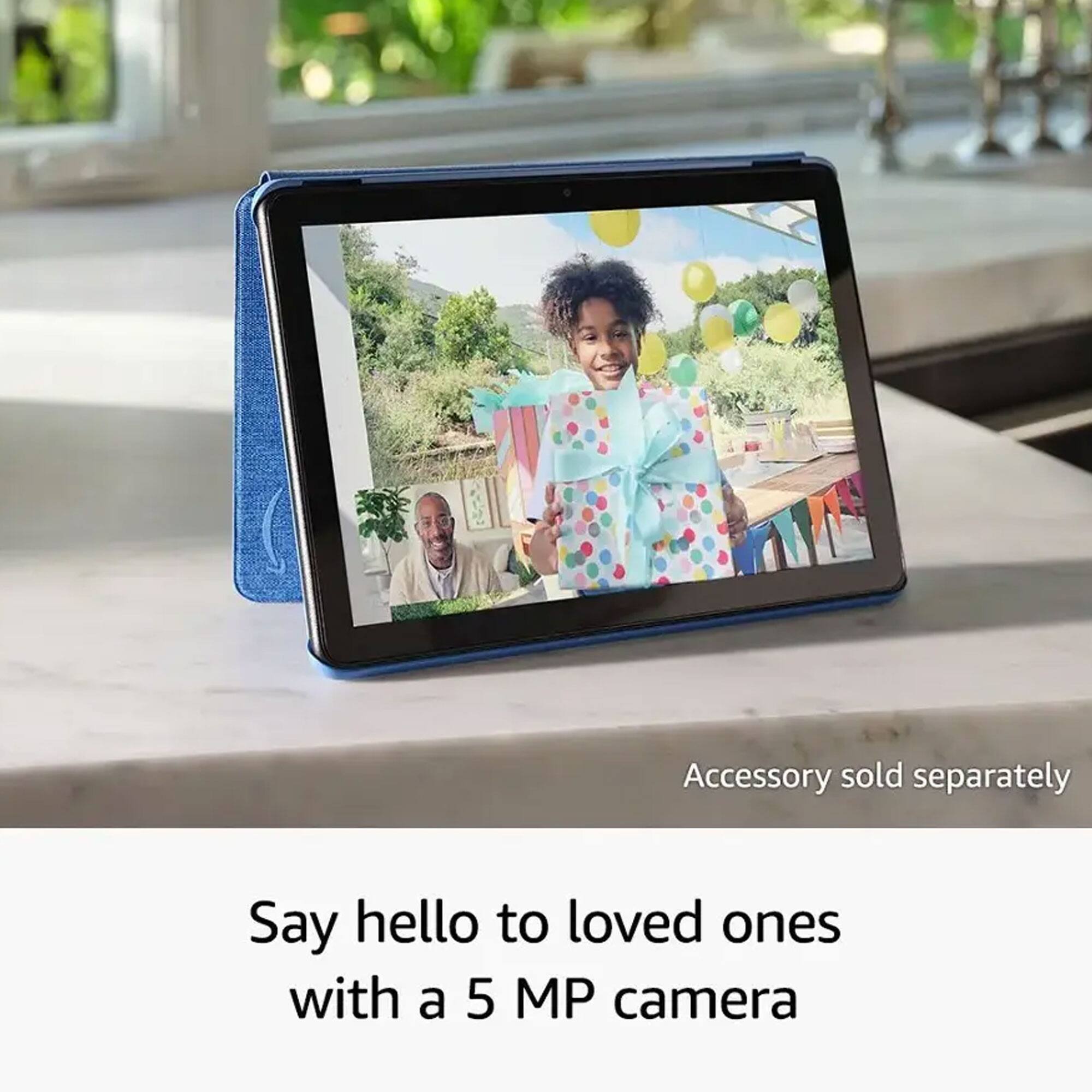 Accessory sold separately

Say hello to loved ones with a 5 MP camera