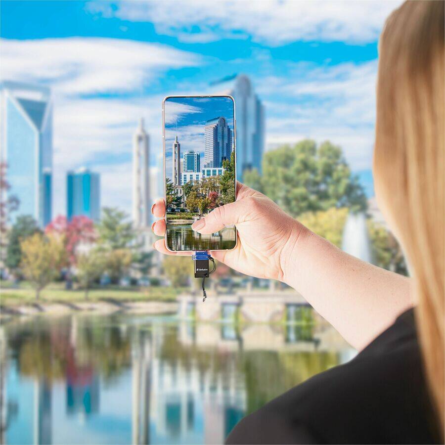 Alt View 1. Verbatim - 128GB Store 'n' Go Dual USB Flash Drive for USB-C Devices - Blue - 128 GB - USB 3.2 (Gen 1) Type A, USB 3.2 (Gen 1) Type - Blue.