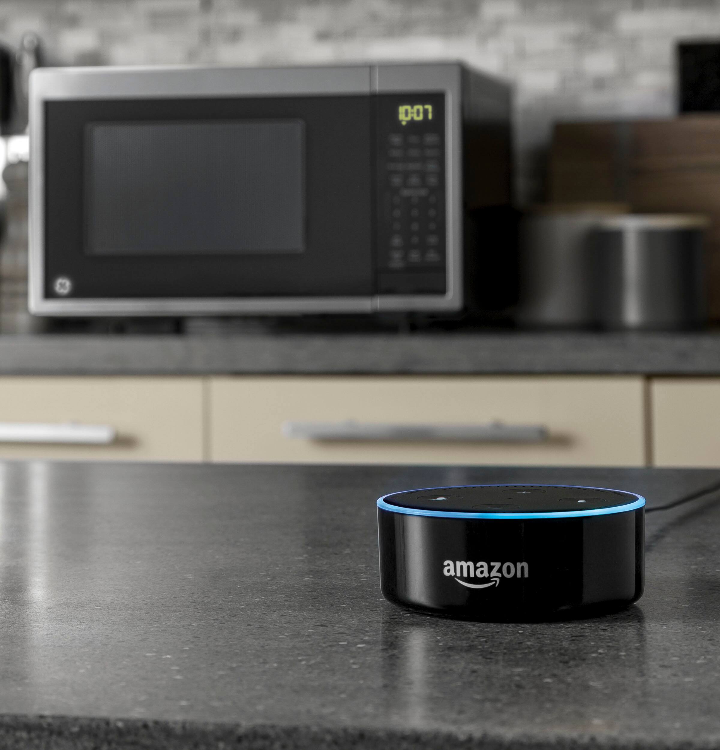 Alt View 20. GE - 0.9 Cu. Ft. Countertop Microwave with Scan-to-Cook Technology - Stainless Steel.