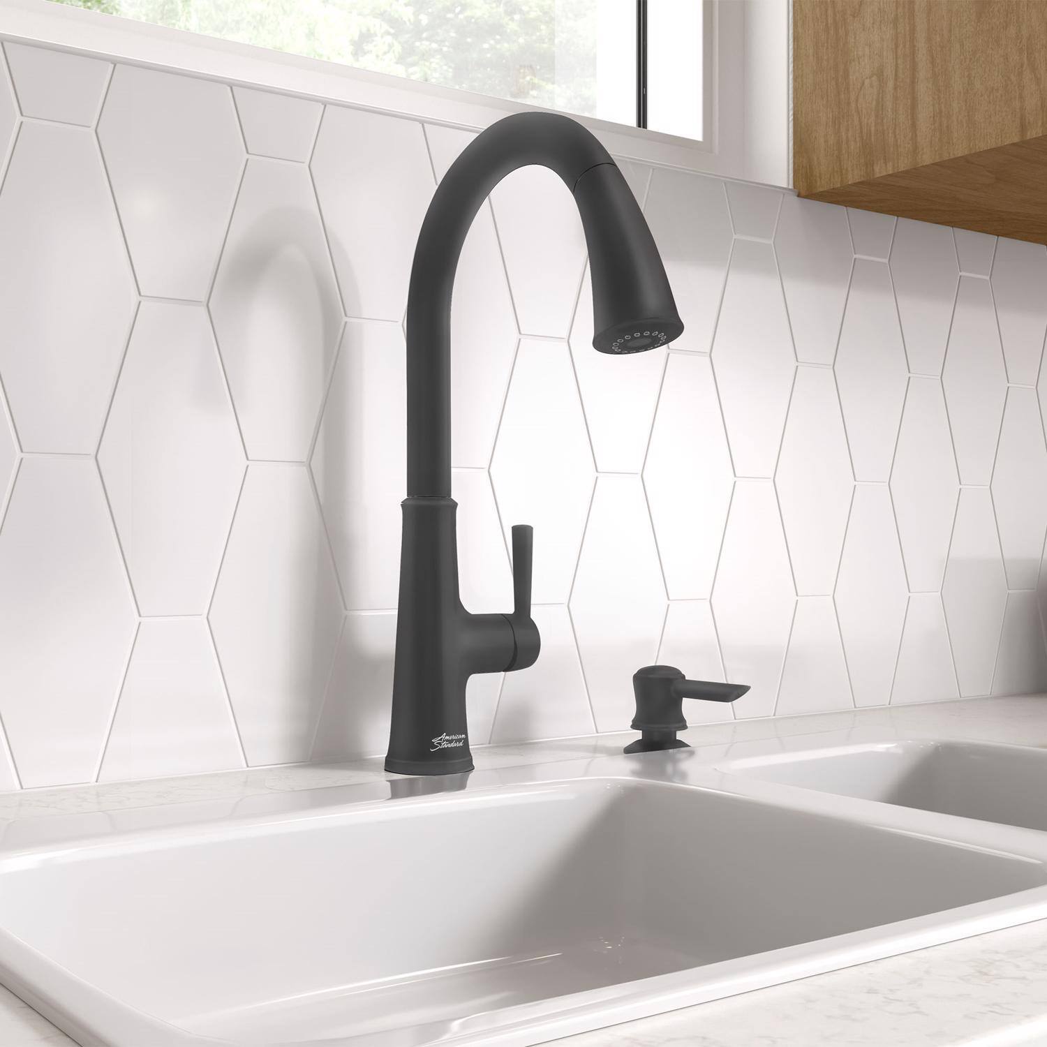 Back. American Standard - American Standard Maven One Handle Matte Black Pull-Down Kitchen Faucet - Matte Black.