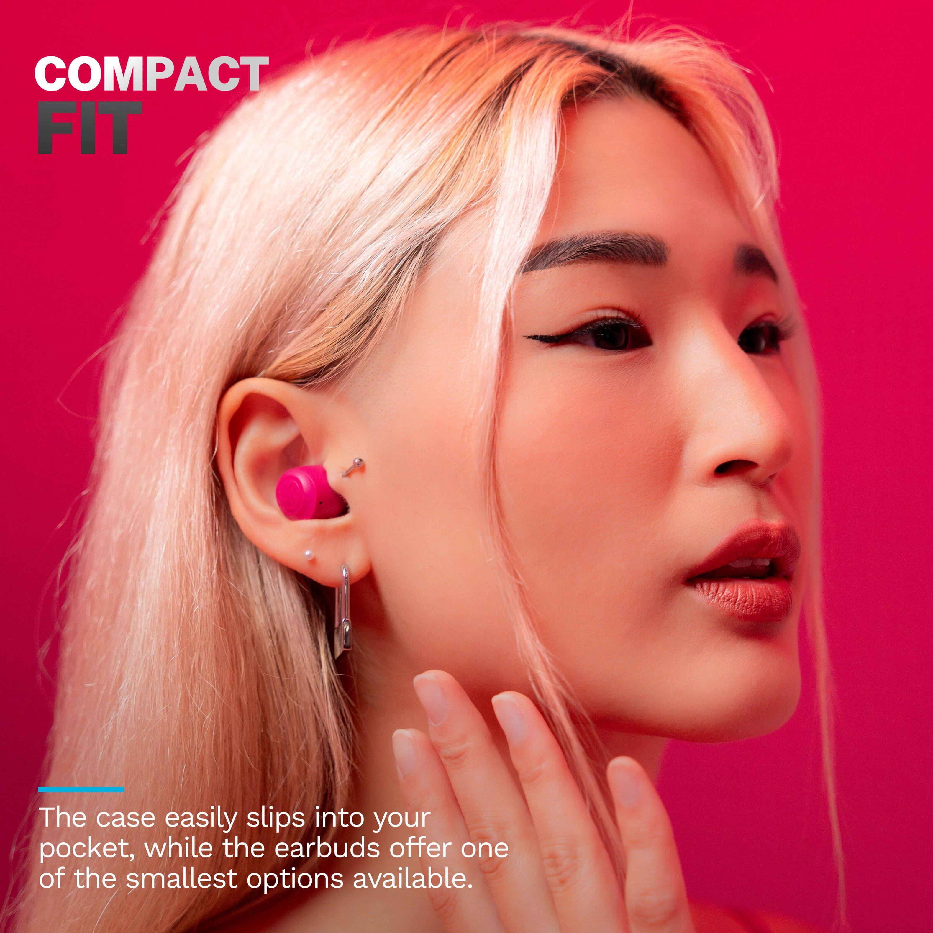 COMPACT FIT

The case easily slips into your pocket, while the earbuds offer one of the smallest options available.