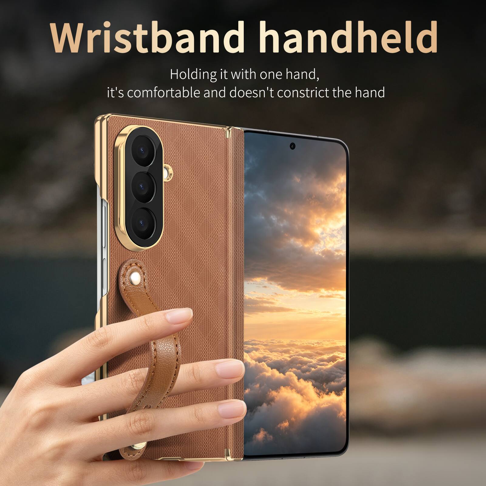 Wristband handheld  
Holding it with one hand, it's comfortable and doesn't constrict the hand