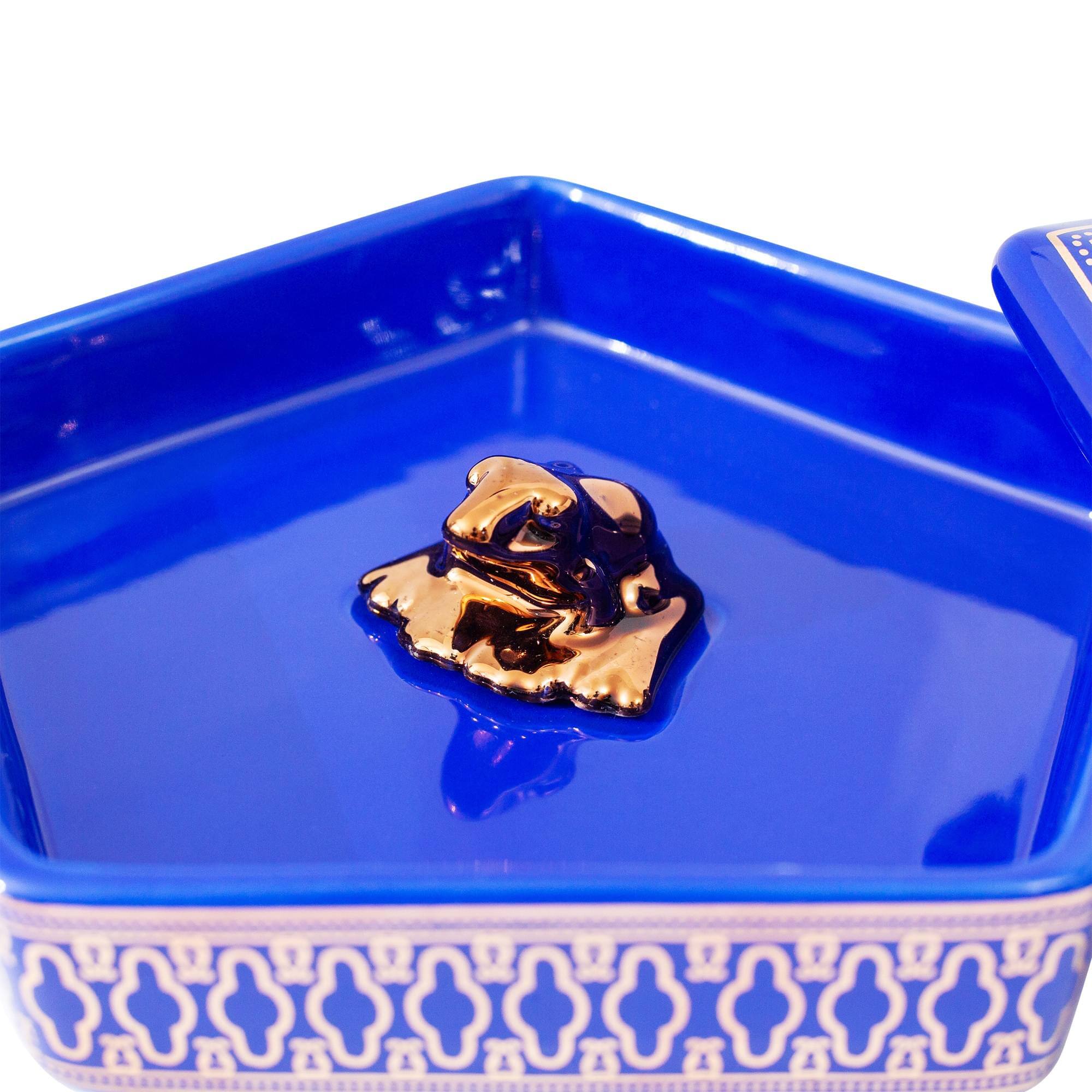 Alt View 2. Ukonic - Harry Potter Chocolate Frog Ceramic Trinket Tray Dish - Blue.