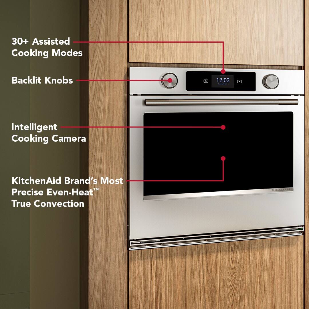 30+ Assisted Cooking Modes  
Backlit Knobs  
Intelligent Cooking Camera  
KitchenAid Brand's Most Precise Even-Heat™ True Convection