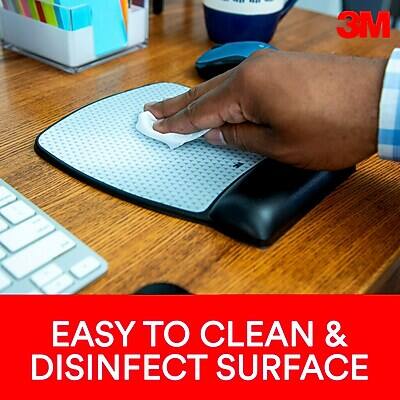 EASY TO CLEAN & DISINFECT SURFACE