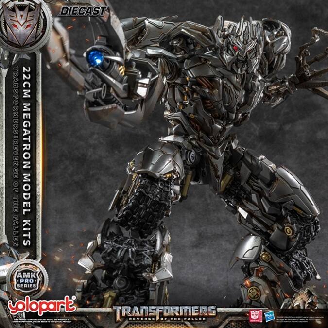 DIECAST  
22CM  
TRANSFORMERS: REVENGE OF THE FALLEN  
MEGATRON  
MODEL KITS  
AMK PRO SERIES  
yolopart