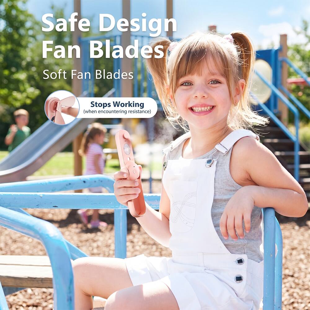 Safe Design Fan Blades  
Soft Fan Blades  
Stops Working (when encountering resistance)