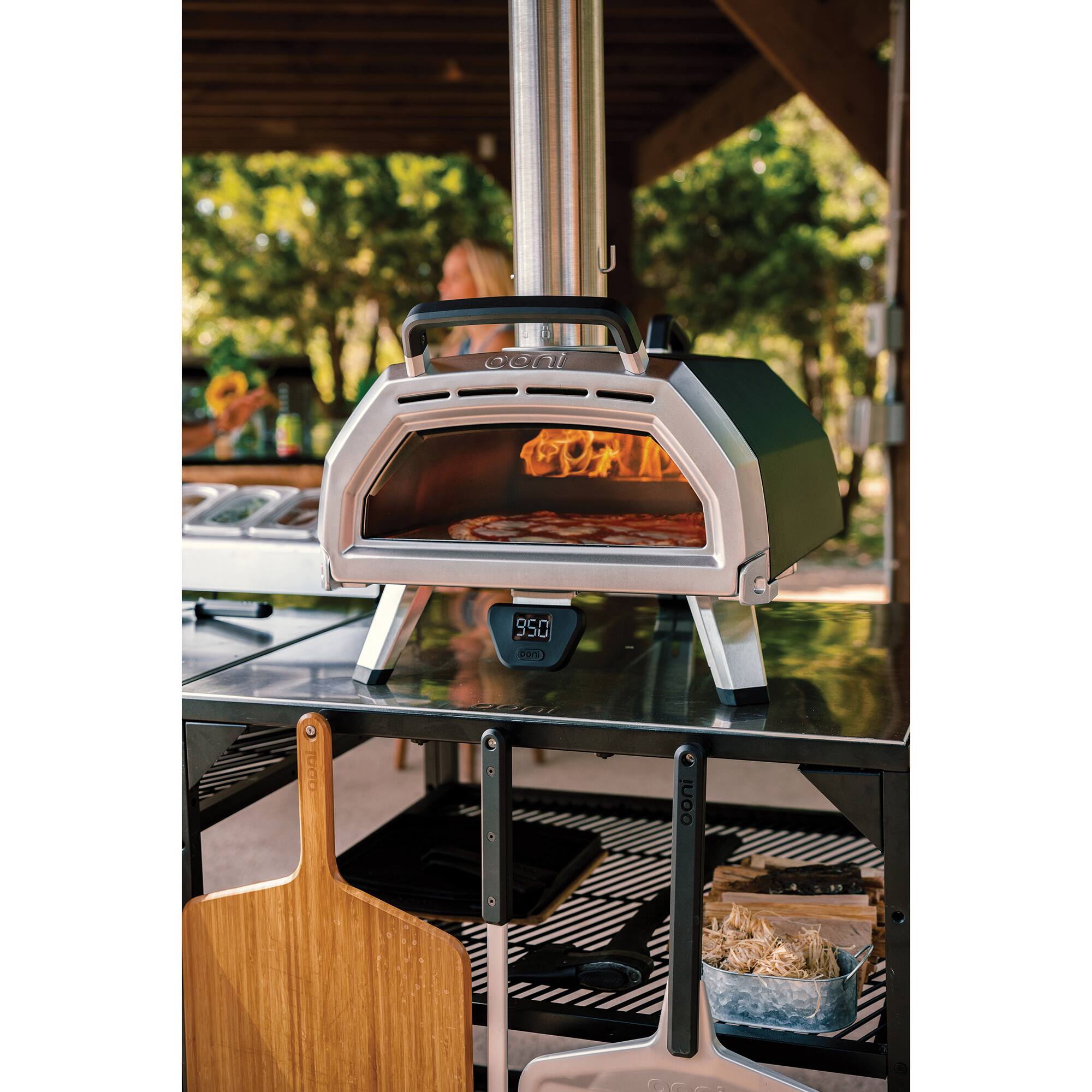 Alt View 21. Ooni - Karu 16 Multi-Fuel Pizza Oven - Black.