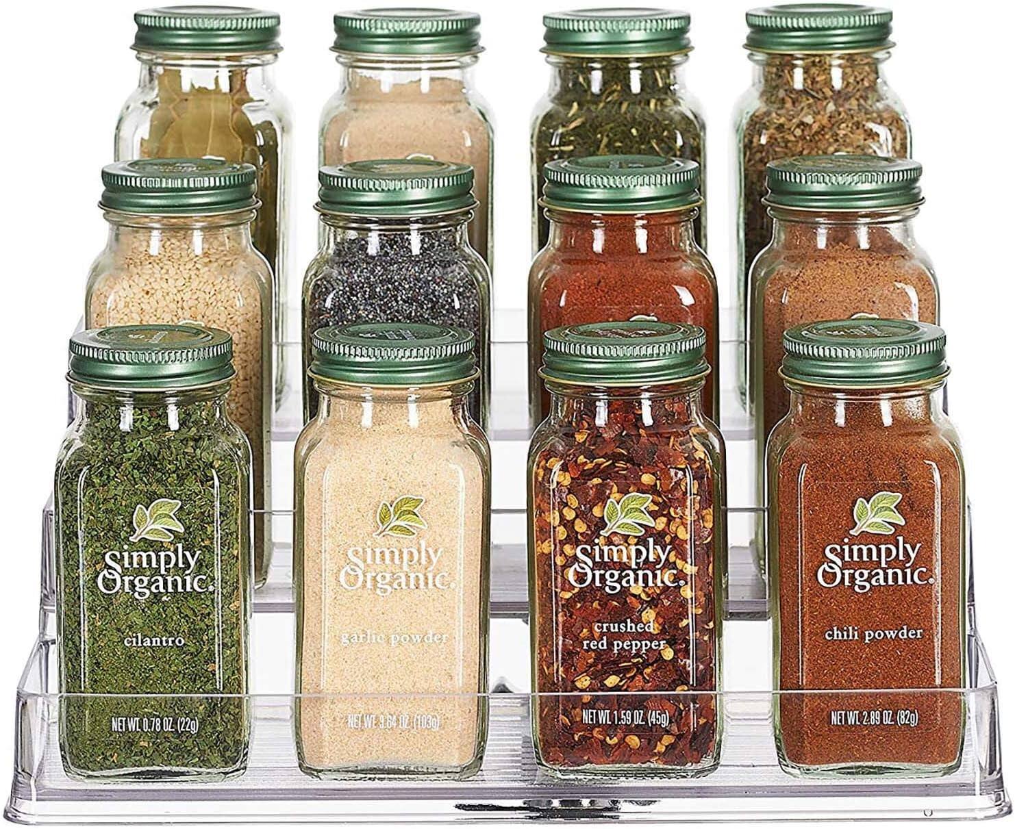 Simply Organic cilantro  
Simply Organic garlic powder  
Simply Organic crushed red pepper  
Simply Organic chili powder  

NET WT 0.78 OZ (22g)  
NET WT 1.59 OZ (45g)  
NET WT 2.89 OZ (82g)