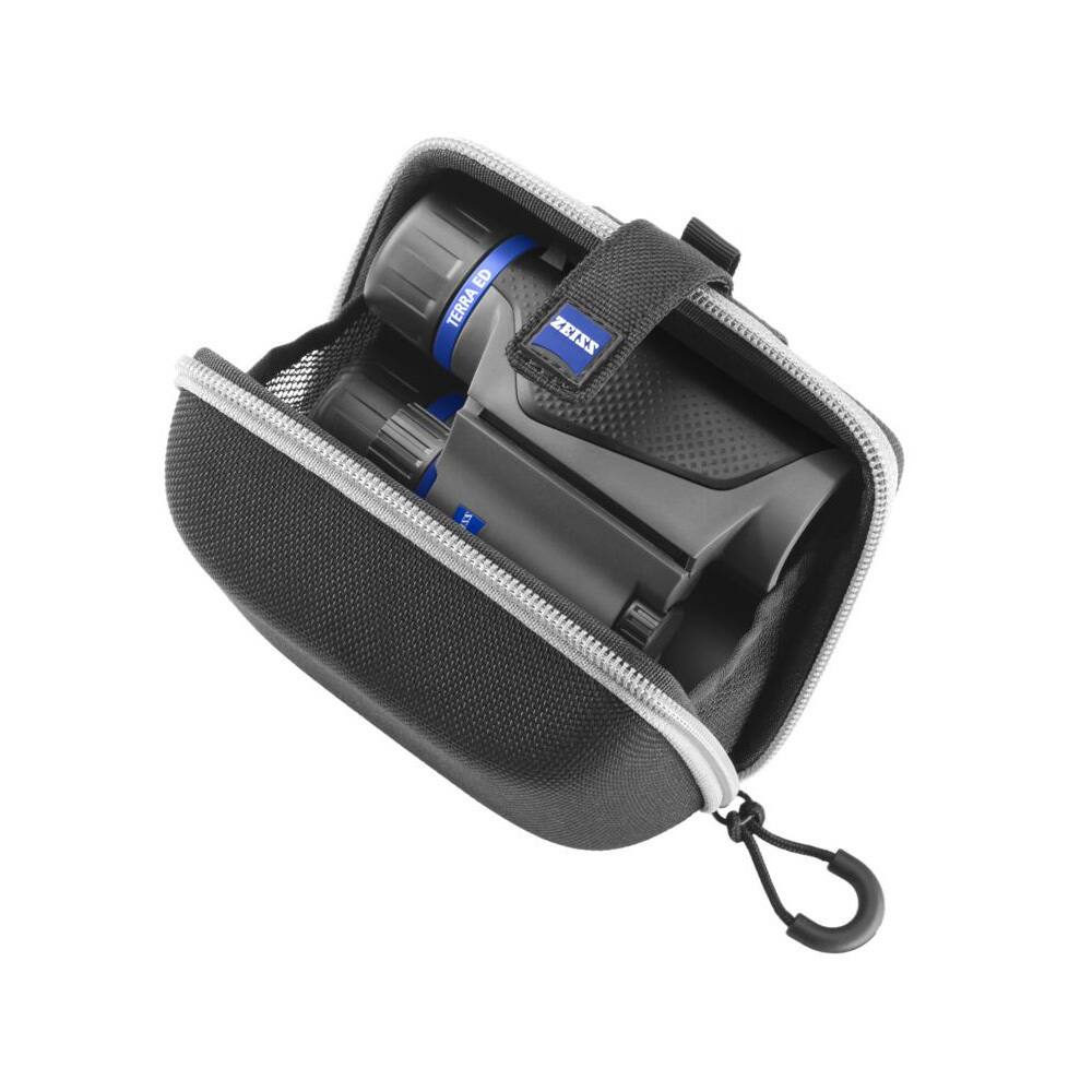 The text on the image reads:

- "TERRA ED"
- "ZEISS"