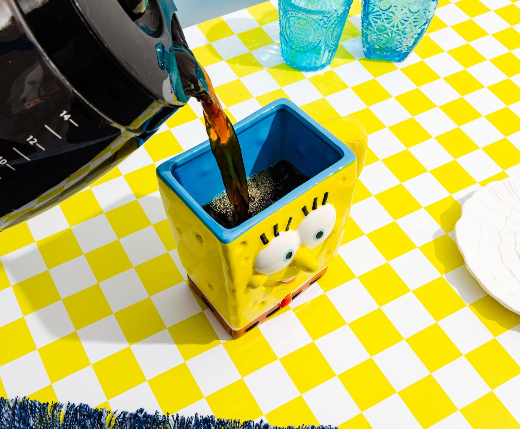 Alt View 6. Silver Buffalo - Nickelodeon SpongeBob SquarePants 20-Ounce Sculpted Ceramic Mug - Yellow.
