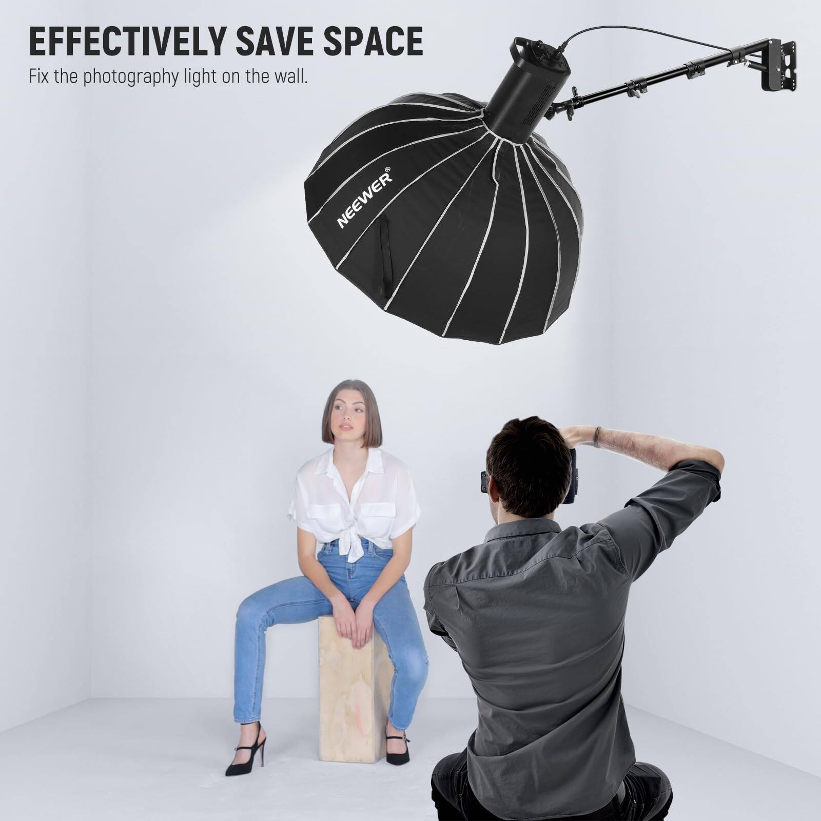 EFFECTIVELY SAVE SPACE  
Fix the photography light on the wall.