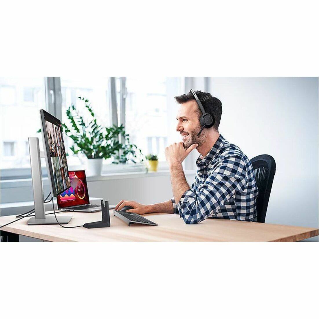 Alt View 23. Dell - Latitude 3000 15.6" Laptop - Intel Core i5 with 16GB Memory - 256 GB SSD - Soft Charcoal, Other.